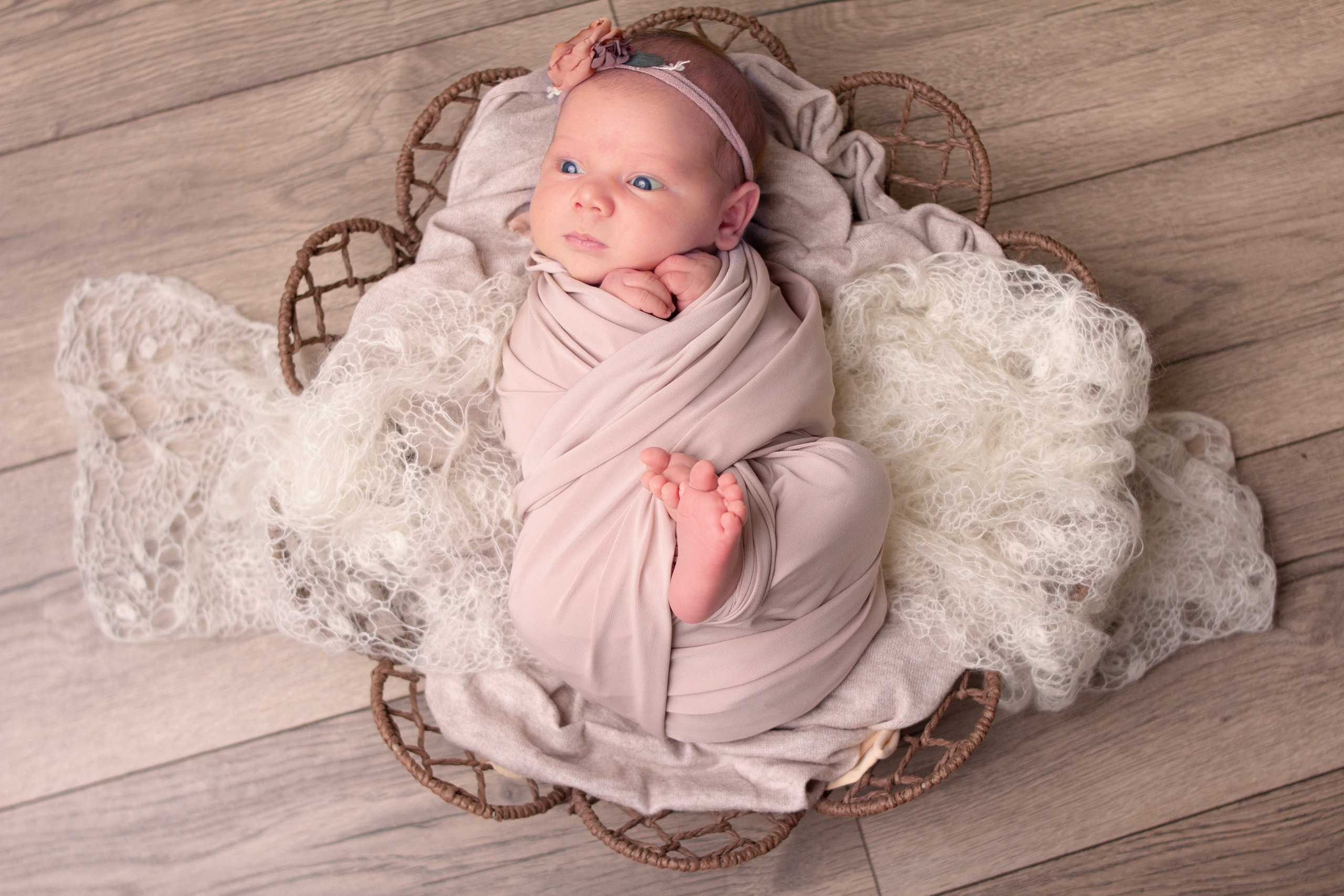 Образы в вязаных костюмчиках. Первый кадр | newborn фотограф | Всеволожск