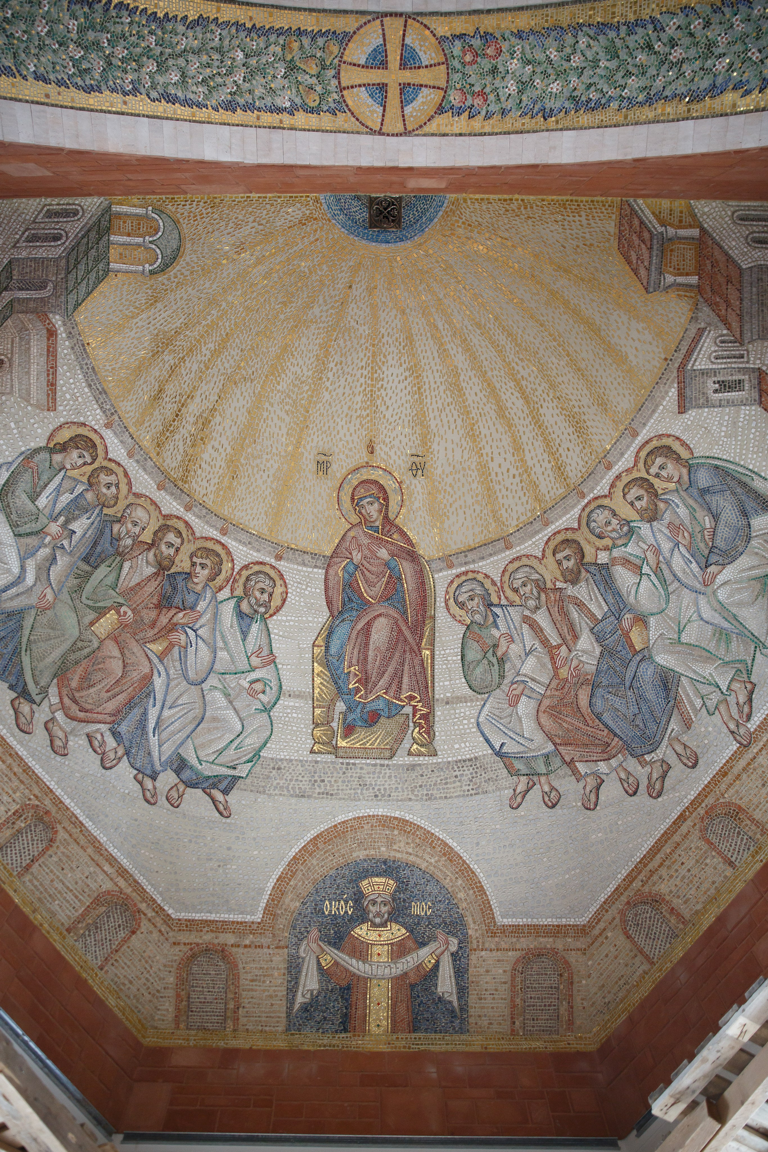 Успенский собор в монастыре Бештау. НИИКОРОВИН- мастерская мозаики и монументального искусства