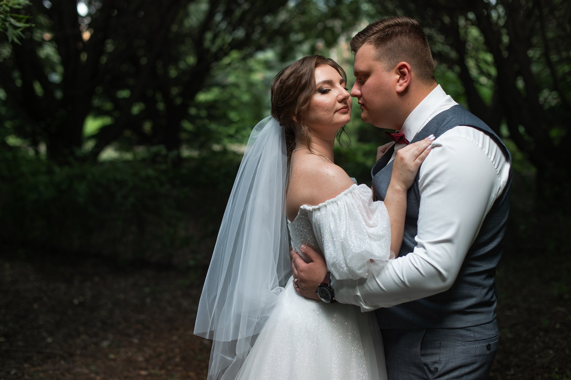 ЗАГС, парк и две студии. Свадебный и семейный фотограф в Омске Мормулев Михаил