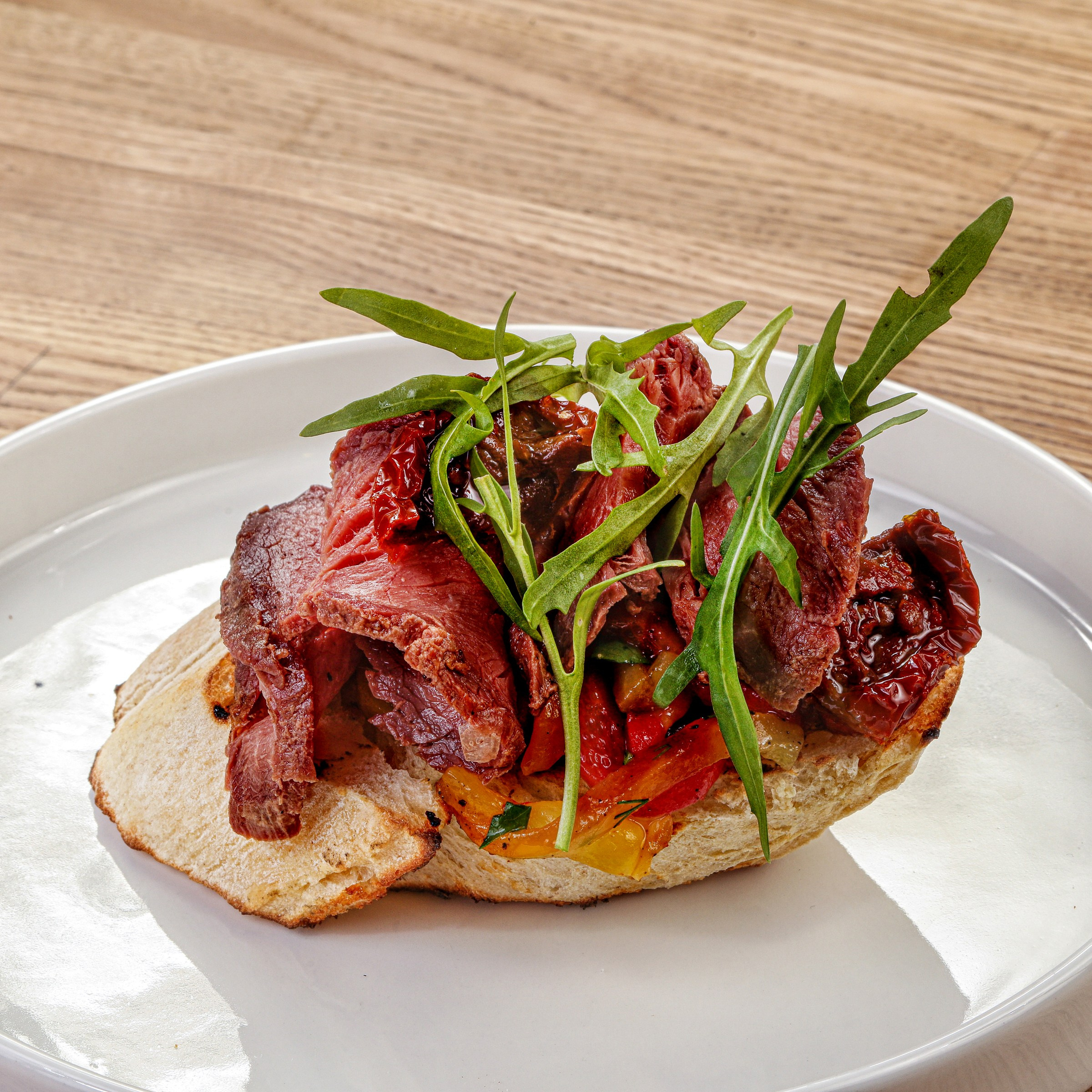 Фотосъемка блюд европейской кухни. Заказ по тел.: +7 (906) 006-90-22. Фуд-фотограф Андрей Старостин — съемка еды в Москве. 9000 руб. в час