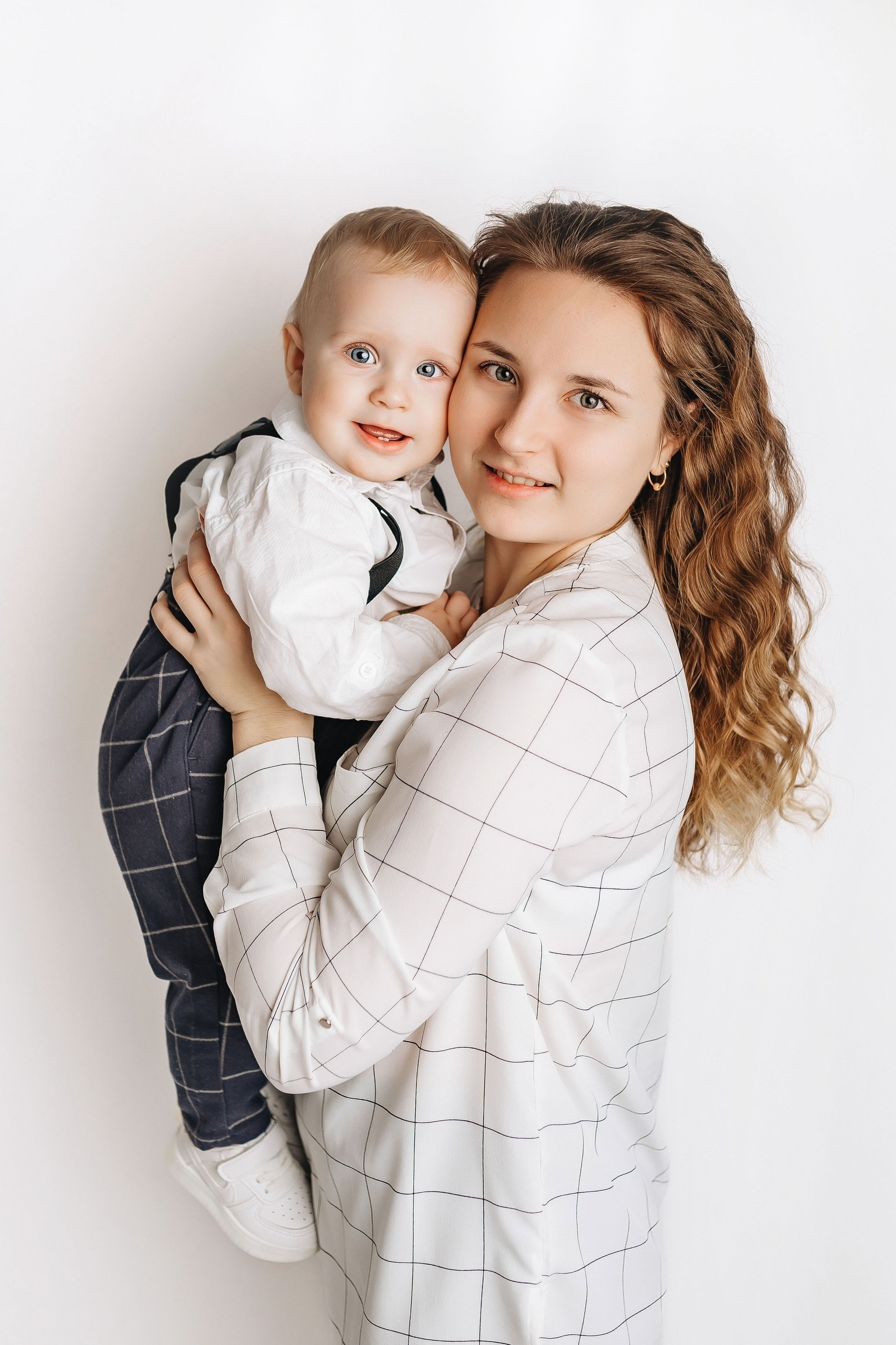 Семейные фото на годиках. Фотограф новорожденных Серпухов, Протвино, Москва I Марина Бурмистрова