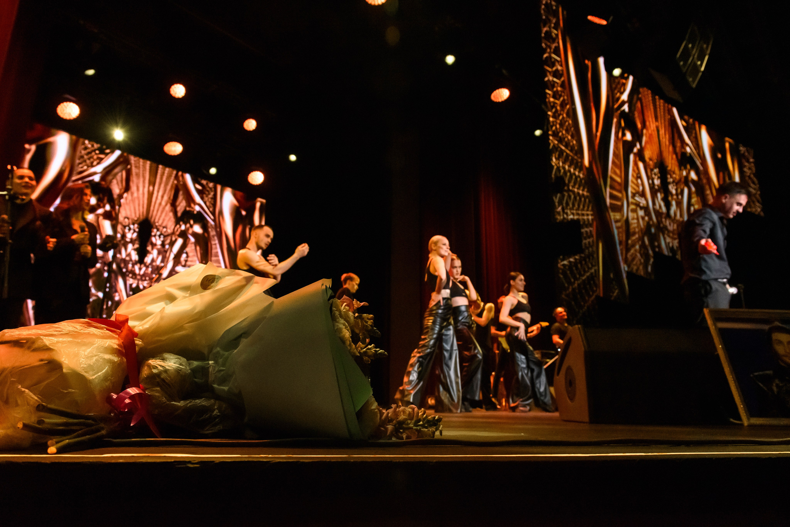 Кирилл Туриченко — Вегас Сити Холл. Бренд-фотограф для экспертов и блогеров в Москве Влада Горбовская