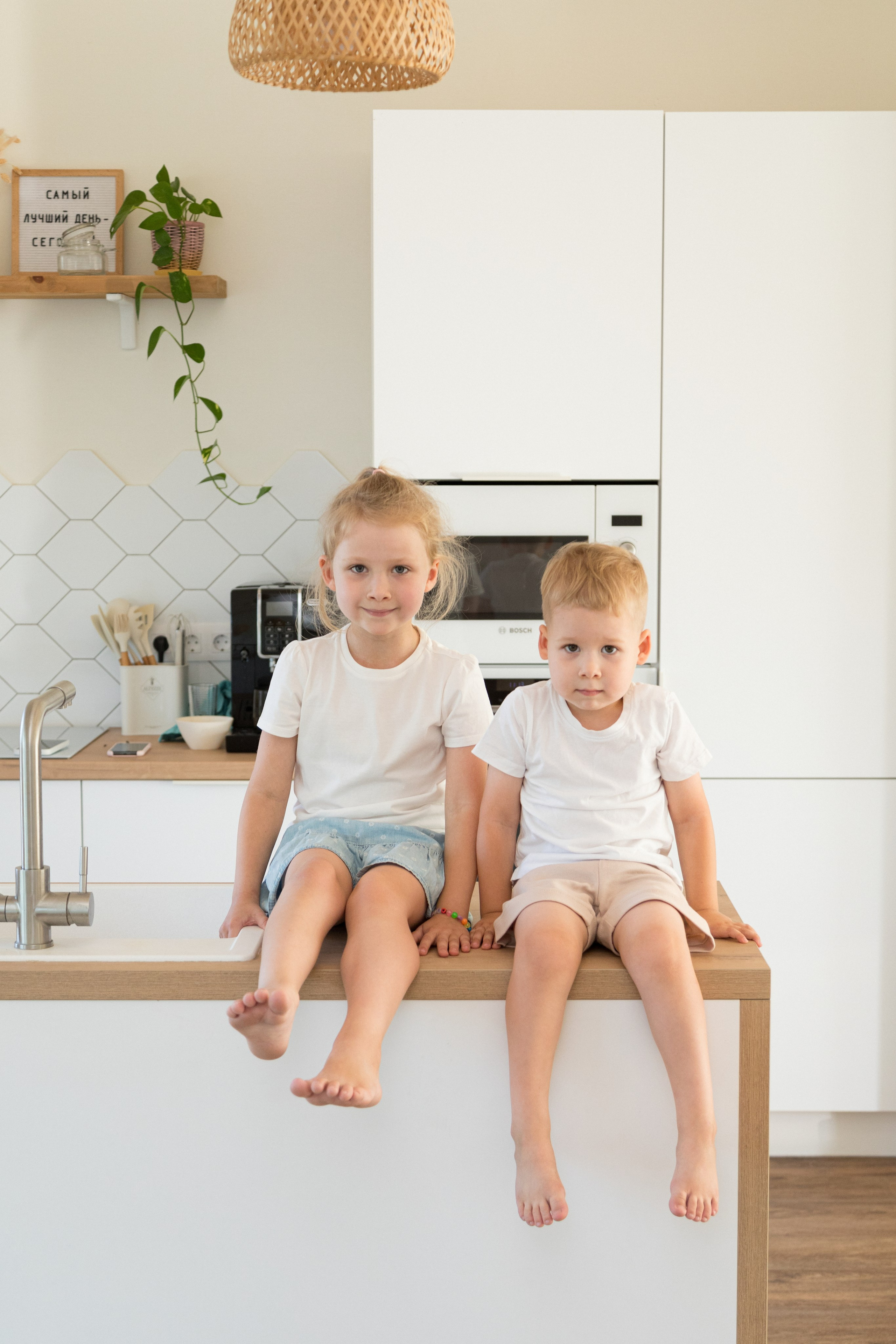 Семейная фотосессия дома. Детский и контент фотограф Надя Волкова Санкт-Петербург