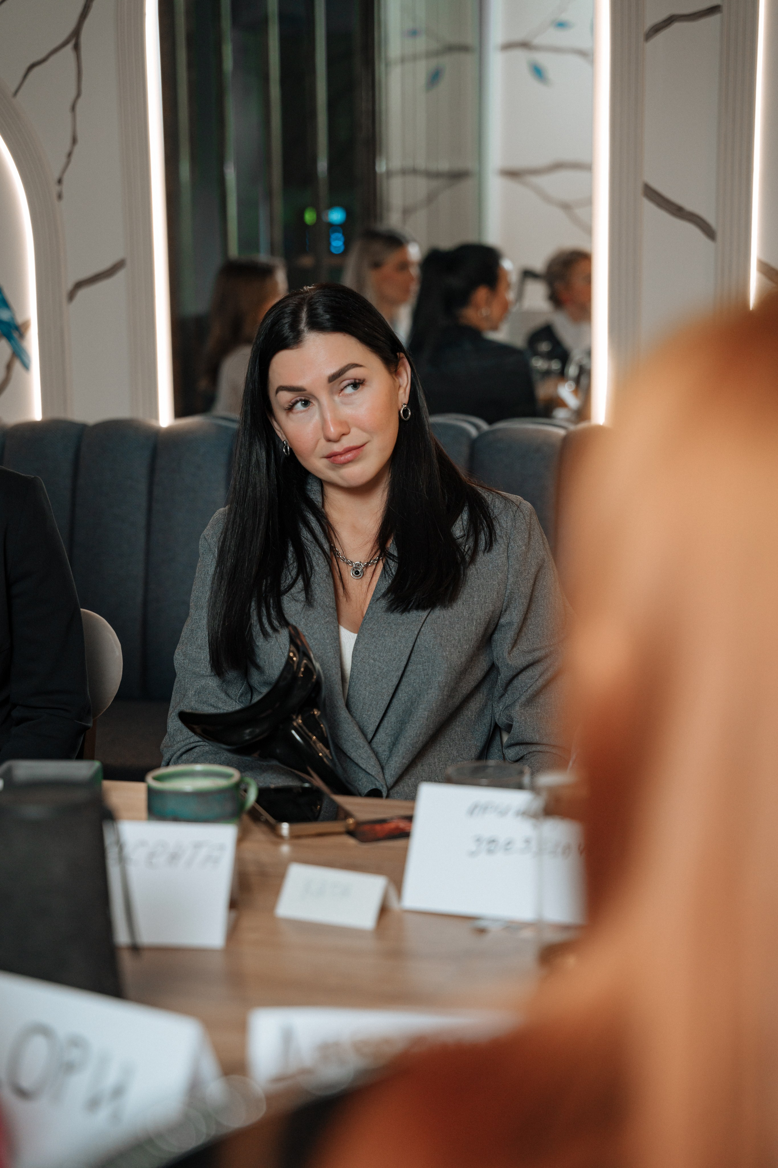 Мафия. Бар FINCH. ЖЕНСКИЙ КЛУБ LAXMI. Портретный фотограф в Санкт-Петербурге Дмитриева Наталия