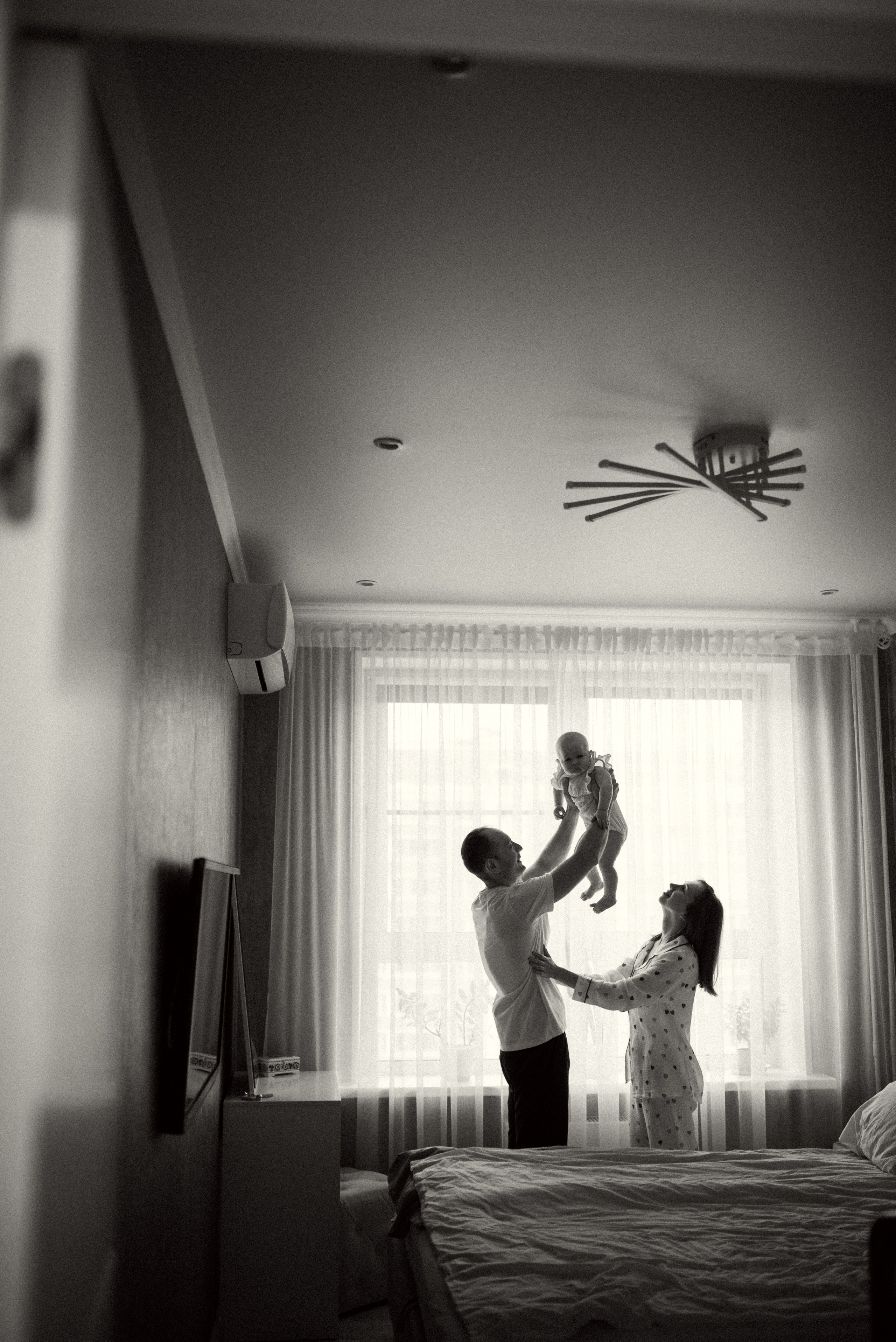 Домашняя семейная история: Василисе 10 месяцев. Семейная фотосессия Бутово Москва фотограф Алина Морщагина