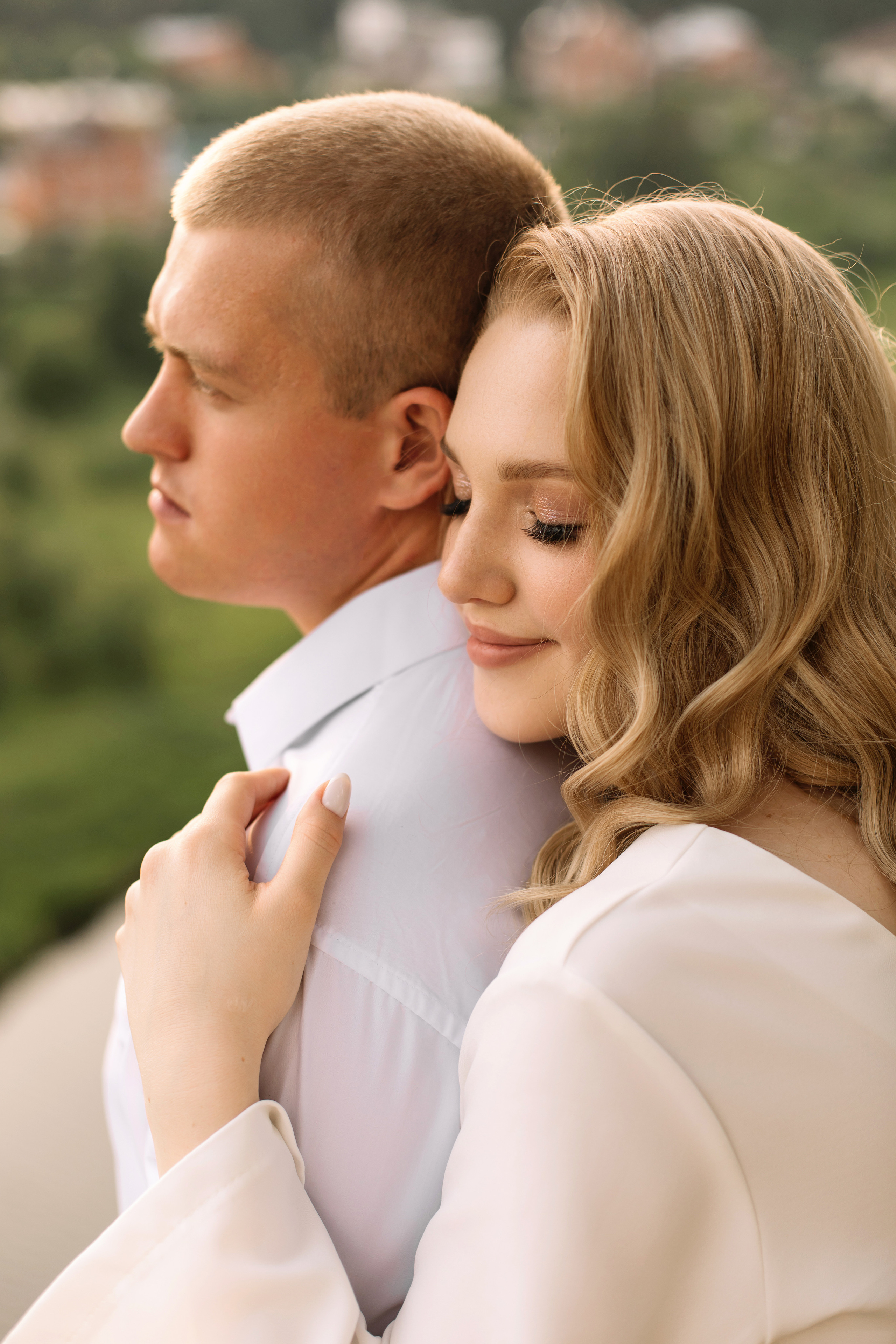 Евгений и Наталья, прогулка. Свадебный и портретный фотограф в Миассе Филиппенко Дарья