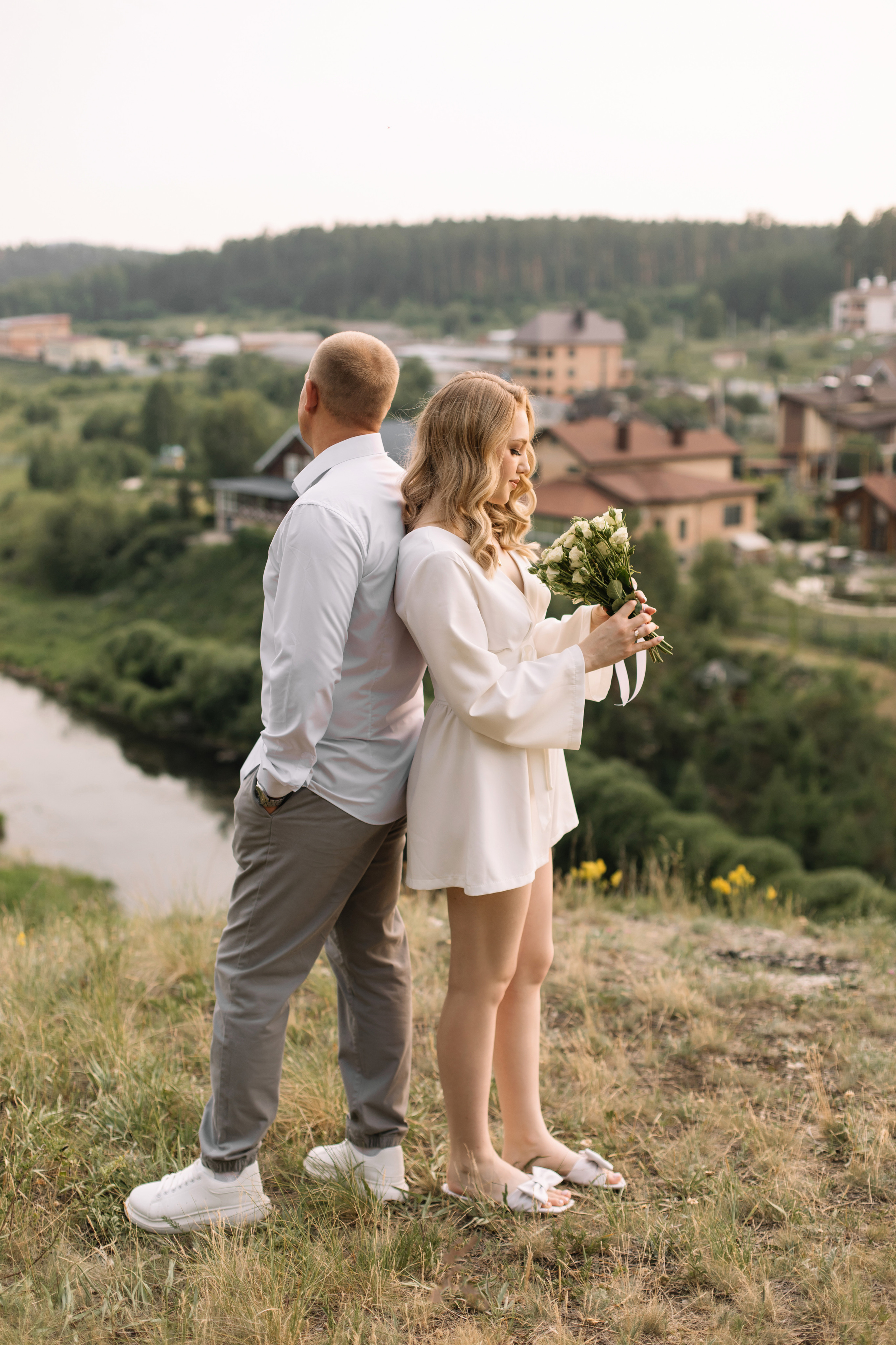 Евгений и Наталья, прогулка. Свадебный и портретный фотограф в Миассе Филиппенко Дарья