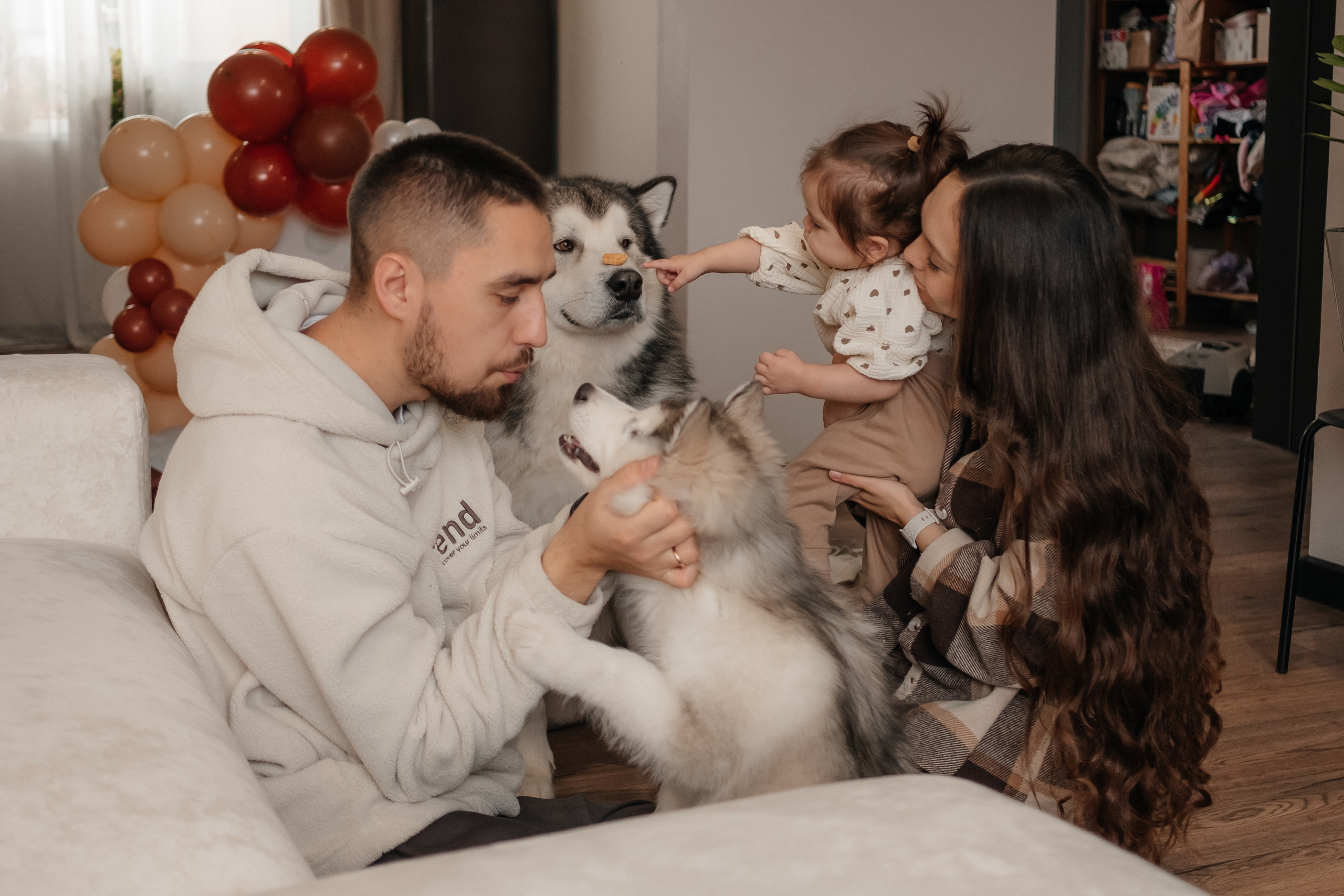 Катя, Саша и Еся | домашняя съемка. Фотограф в Новосибирске Диана Ильиных