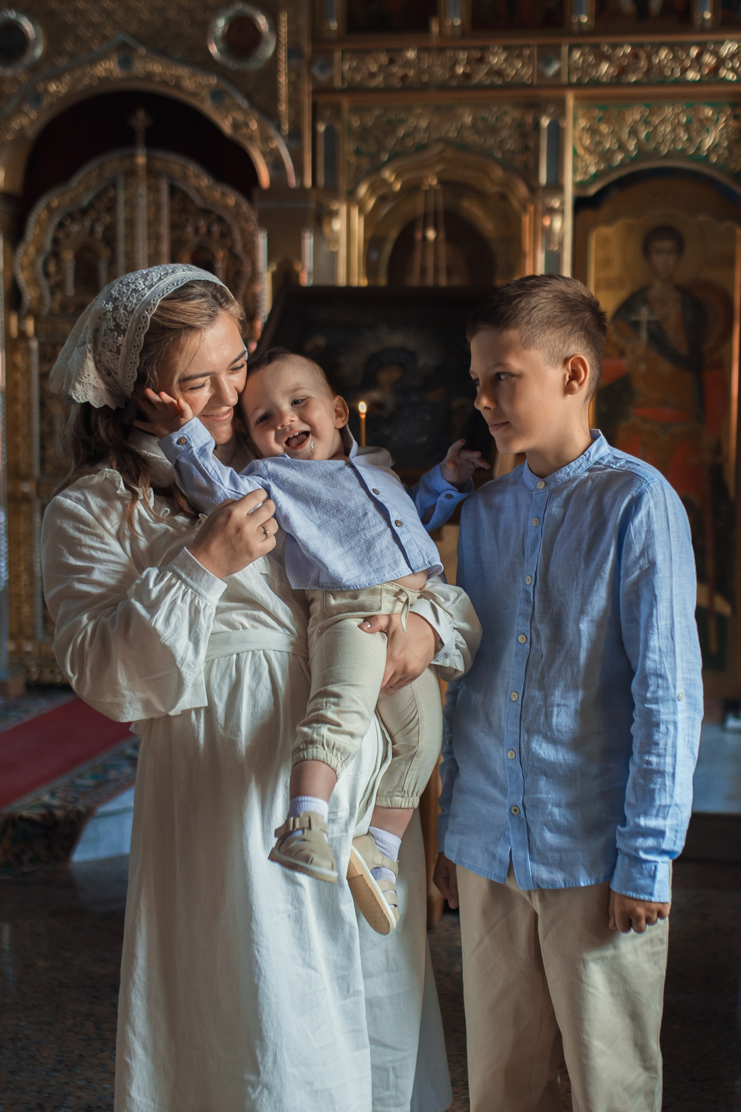 Крещение в Знаменской Церкви г. Переславль Залесский. Профессиональный фотограф в Москве и Мо Мария Шантарёва