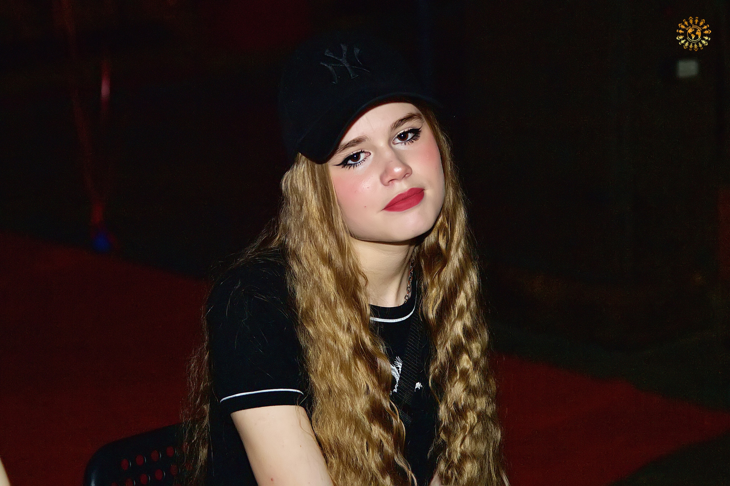 Выпускной 2023 (9-й класс, школа № 46). Loft Urban. Москва. Репортажная съемка в Москве и области. Анималистика