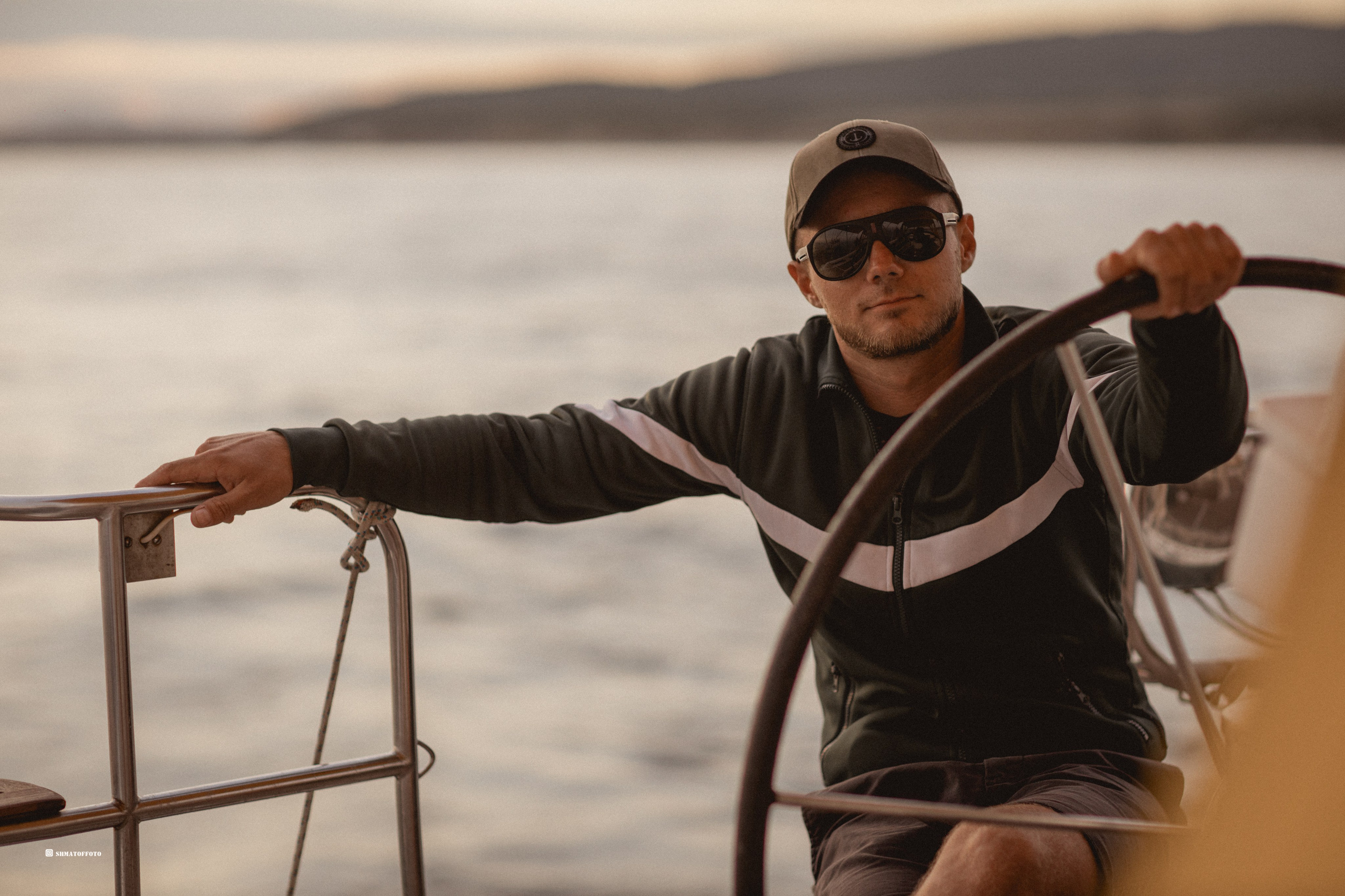 Яхта 22 год. Семейный и свадебный фотограф в Геленджике Михаил Шматов