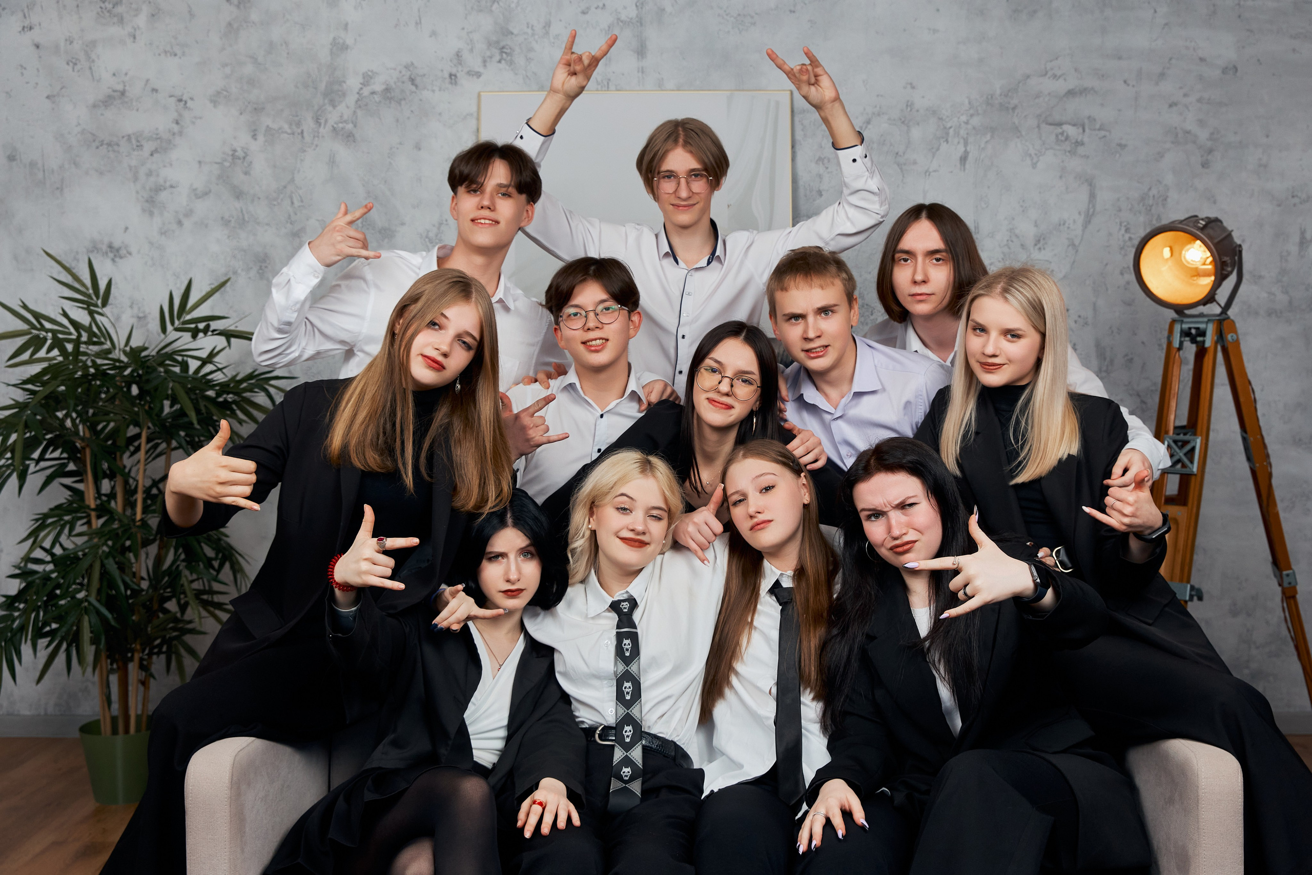 Старшие 9 — 11 классы. Выпускные альбомы в Рыбинске и Ярославле