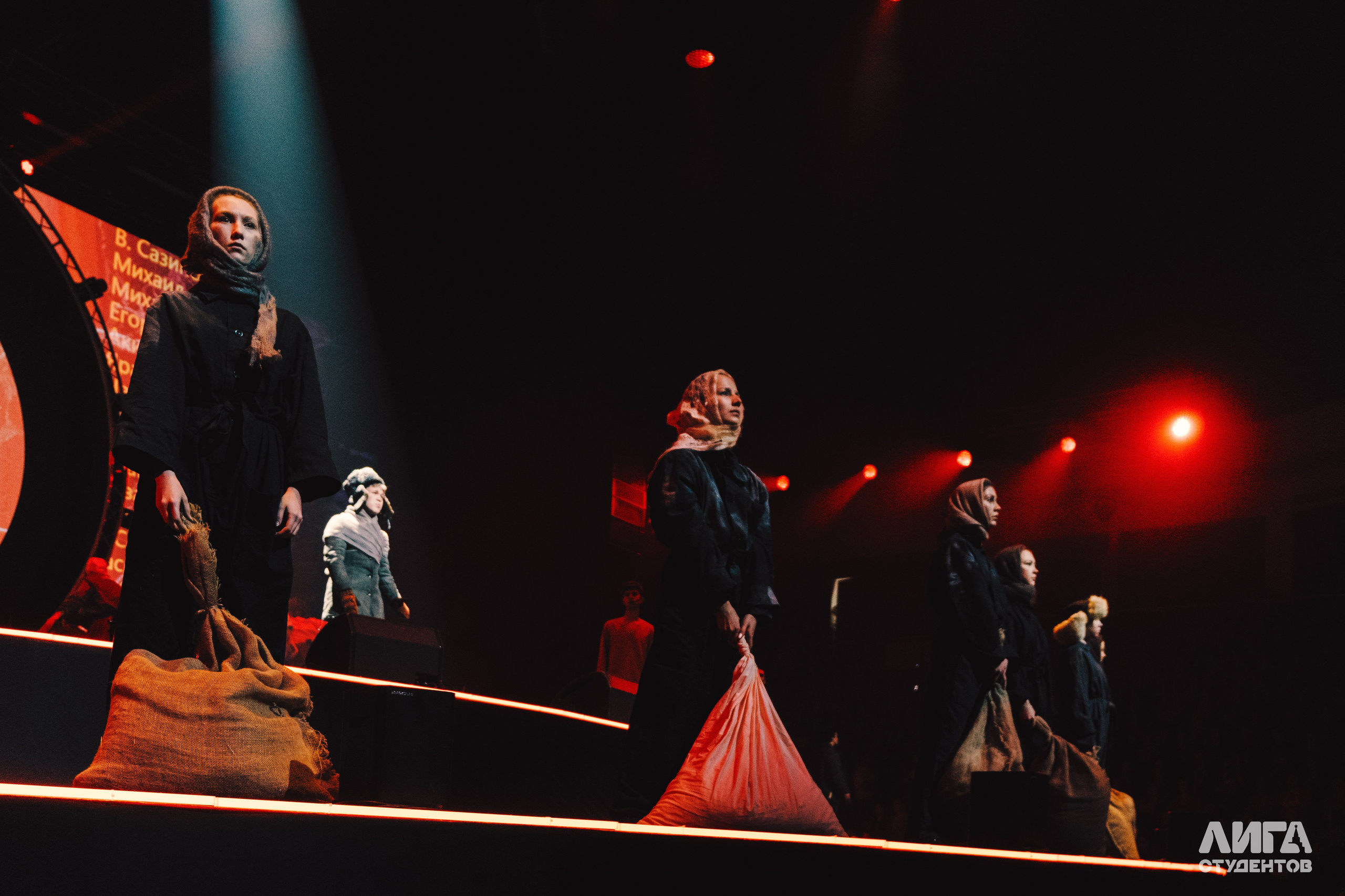 Российская Студенческая Весна 2025. Портретный фотограф в Казани Радомир Заздравных