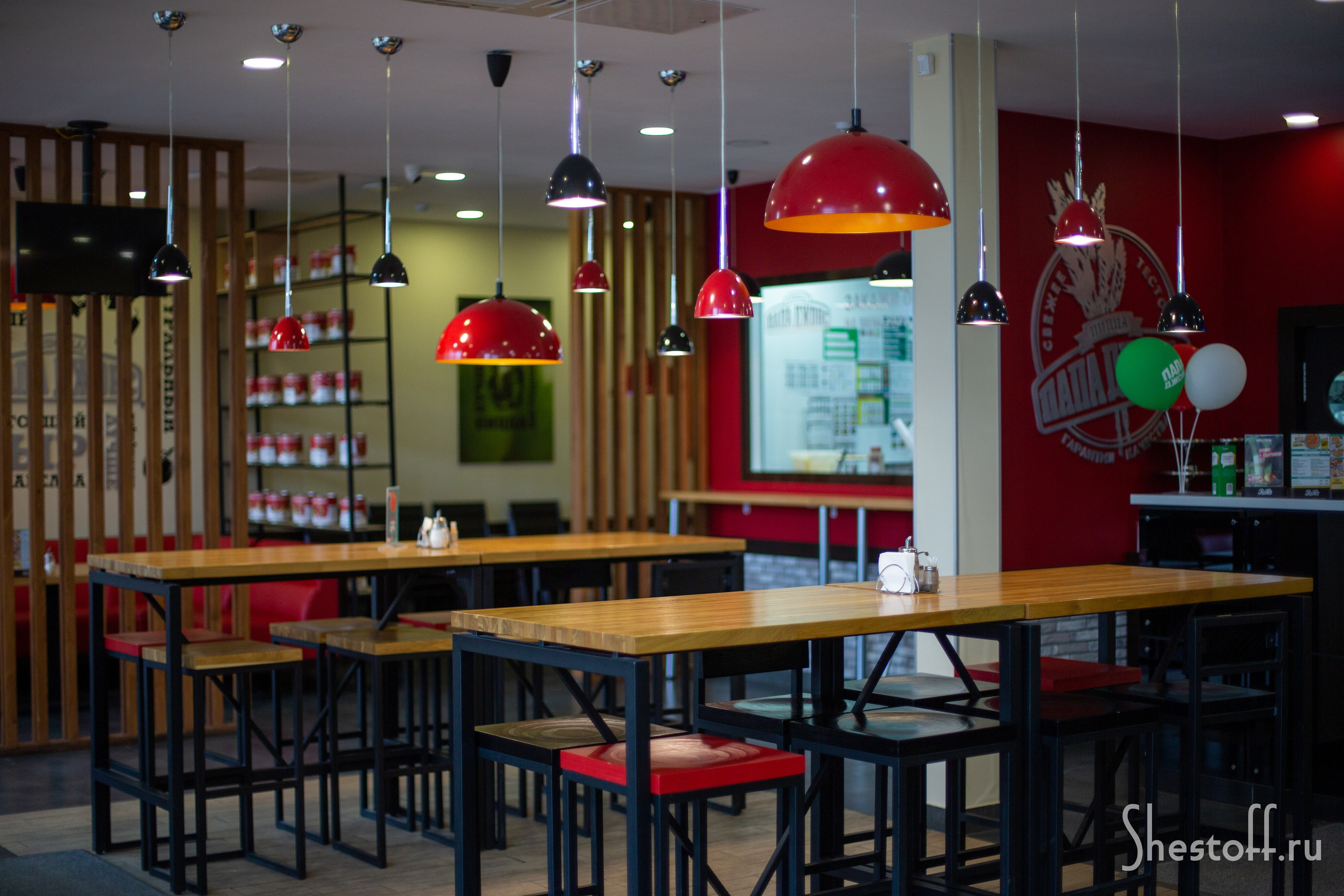 Интерьерная съемка для пиццерии «Папа Джонс». Сергей Шестов фотограф из Нижнего Новгорода