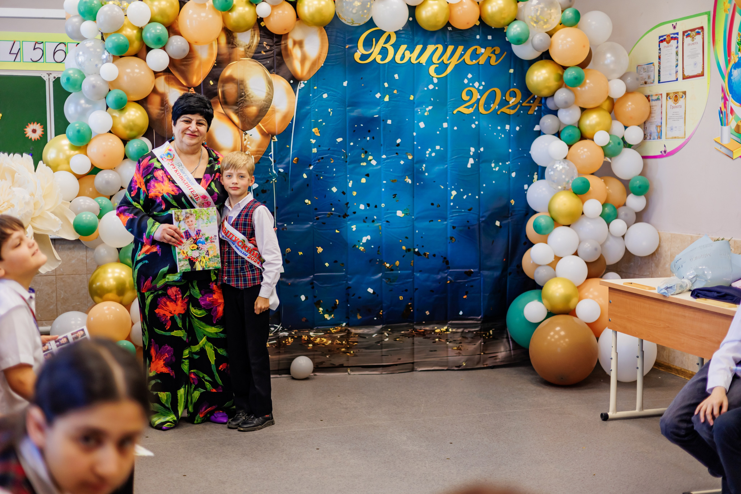 Выпуск 4а 25школа'24 год. Свадебный и семейный фотограф в Армавире