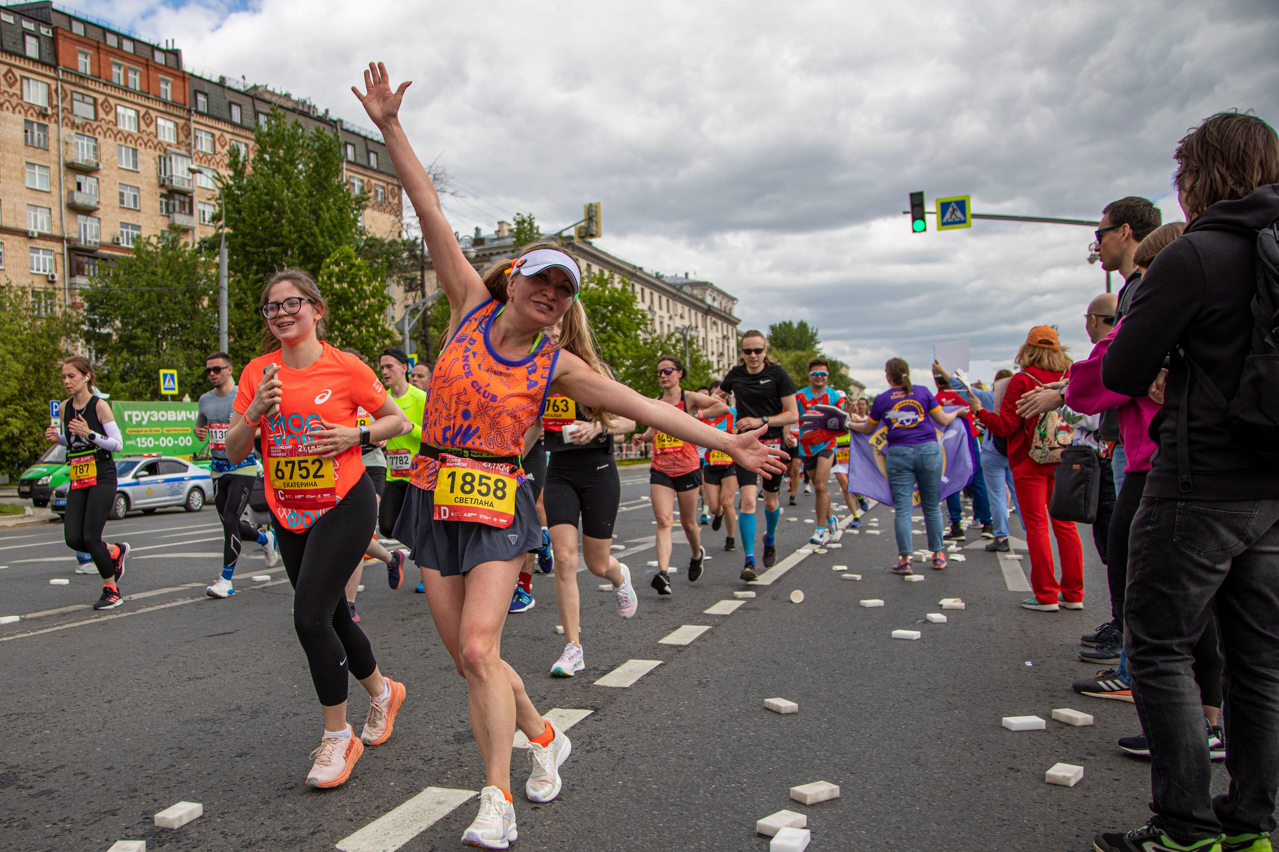 Московский полумарафон, 14 мая 2023 года. Фотограф Сергей Ловкий
