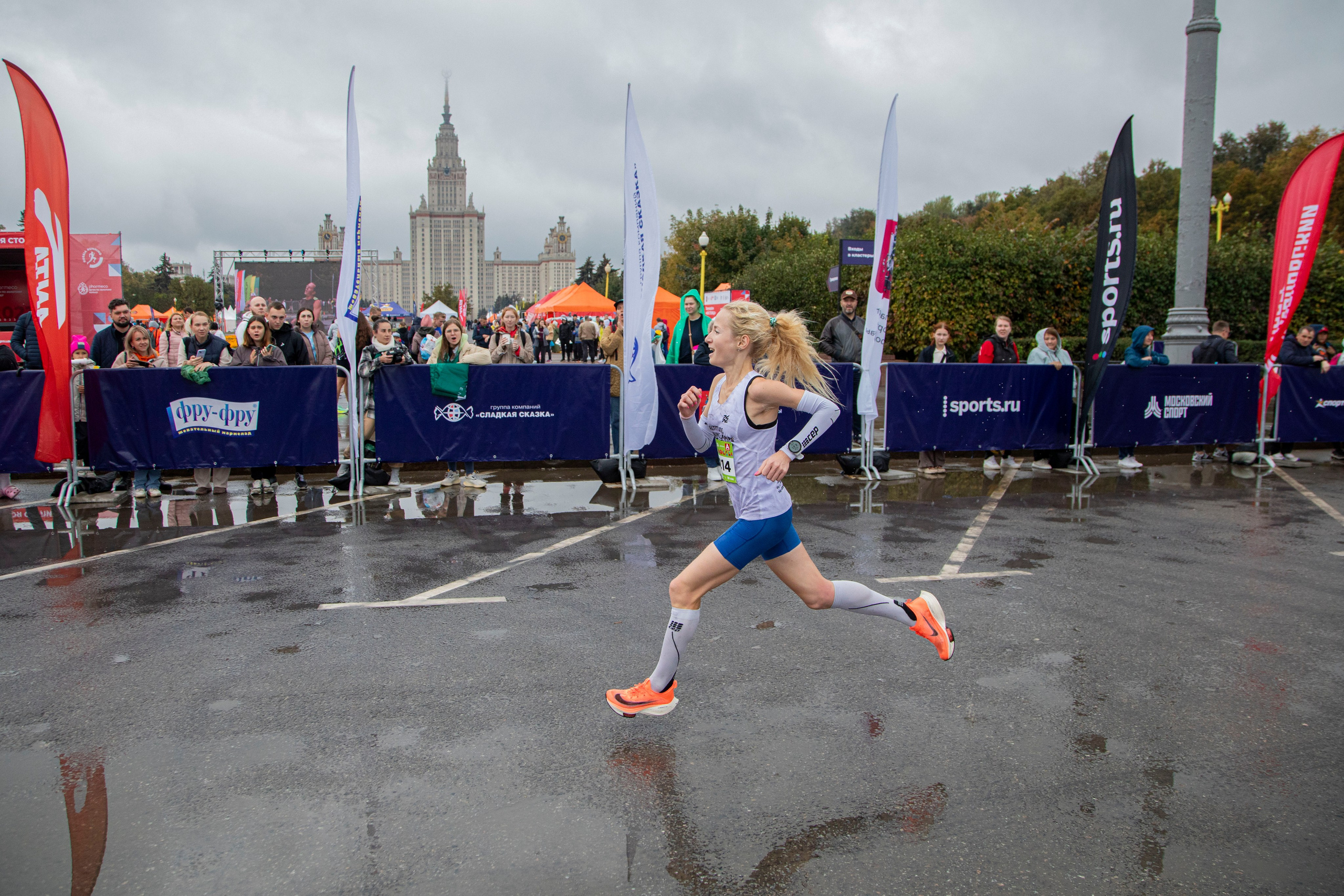 Полумарафон Моя столица, 1 октября 2023 г. Фотограф Сергей Ловкий