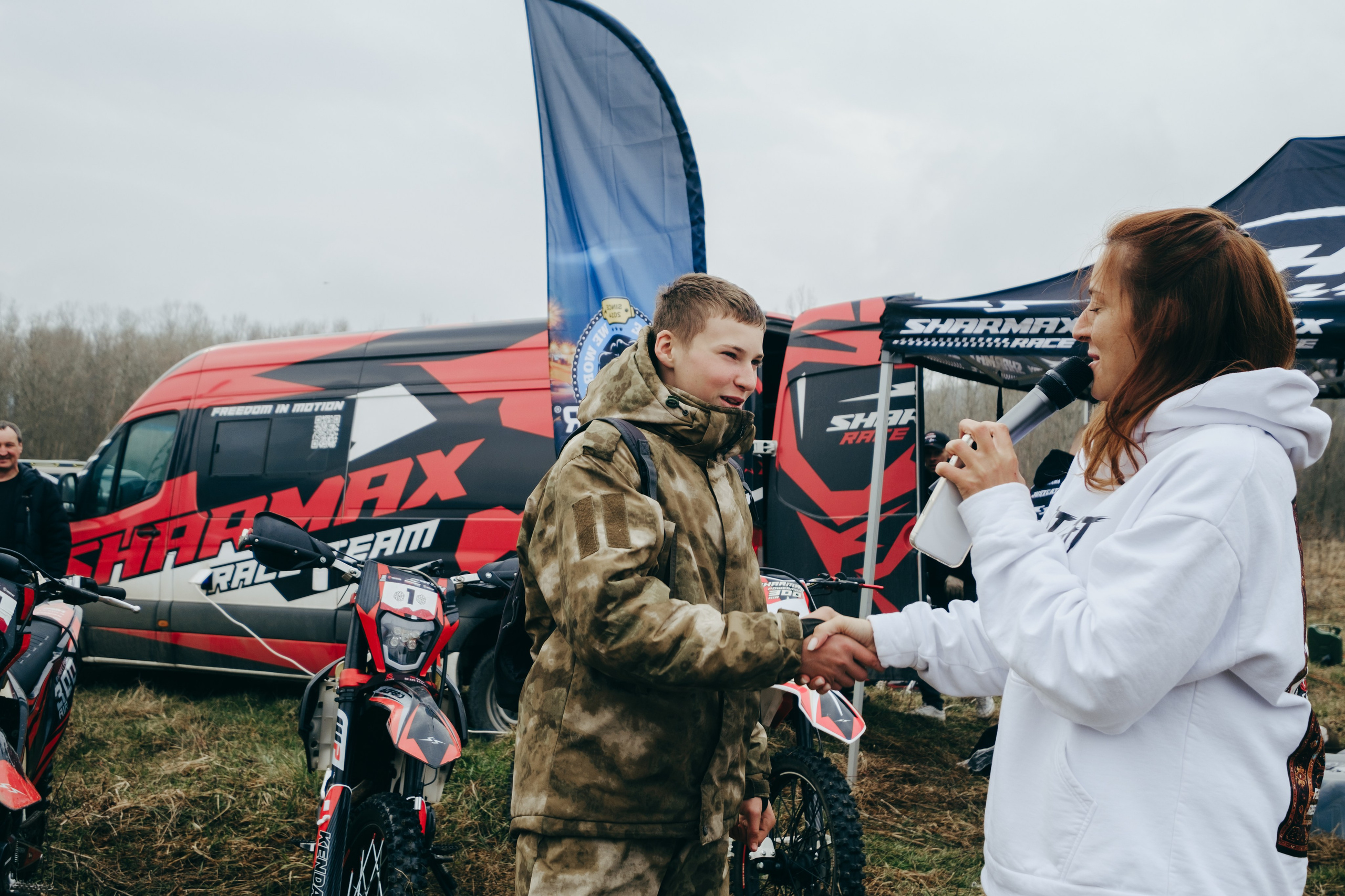 Эндуро Фест от Shamax Motors (Краснодар). Свадебный фотограф Денис Ожигин в Краснодаре и крае. Эмоциональная и стильная съемка вашего дня