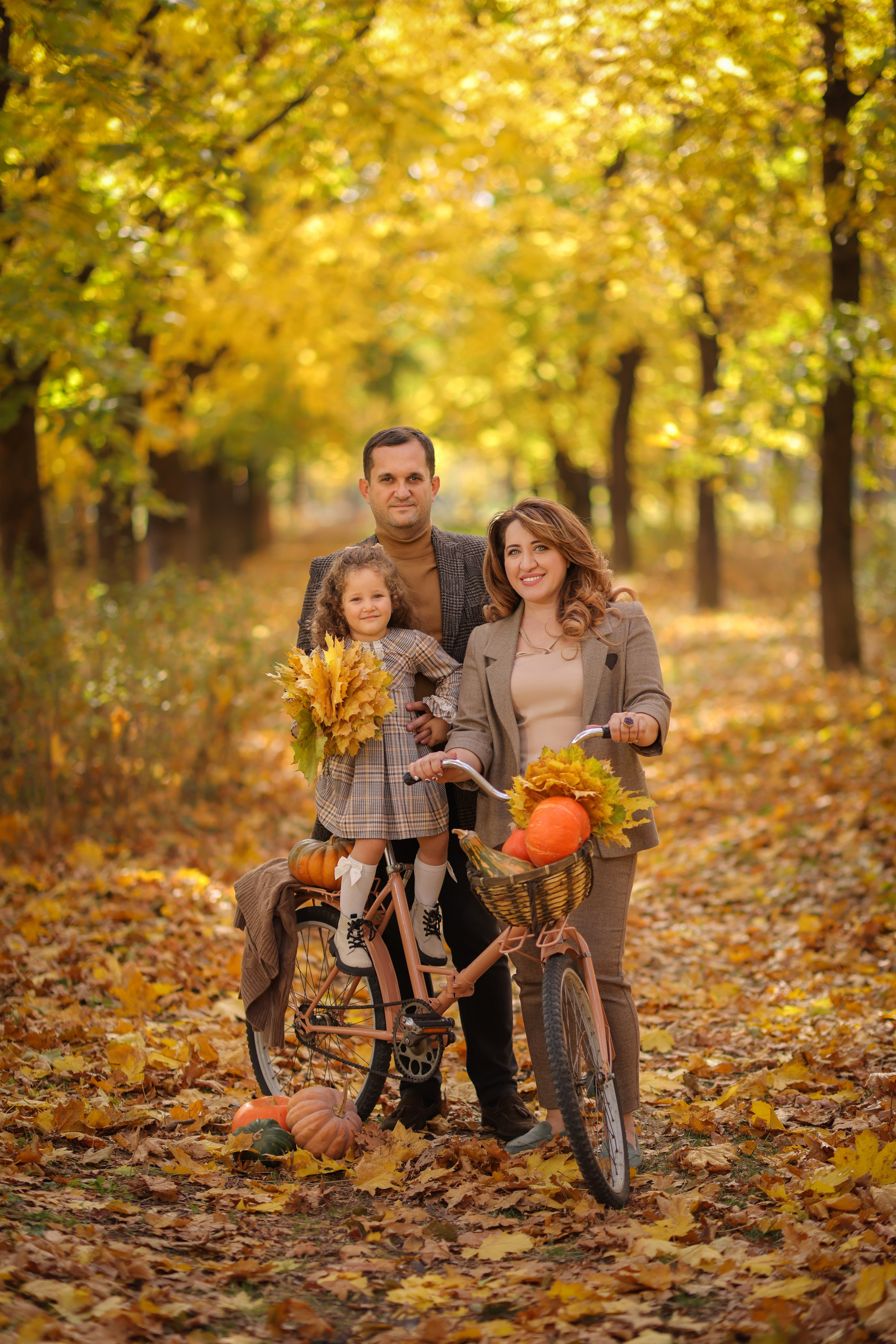 Семейная осенняя фотосессия — Светлана, Аслан и Лора. Анна Бондарева — детский и семейный фотограф, обучение фотографии. Кавказские Минеральные Воды, Пятигорск