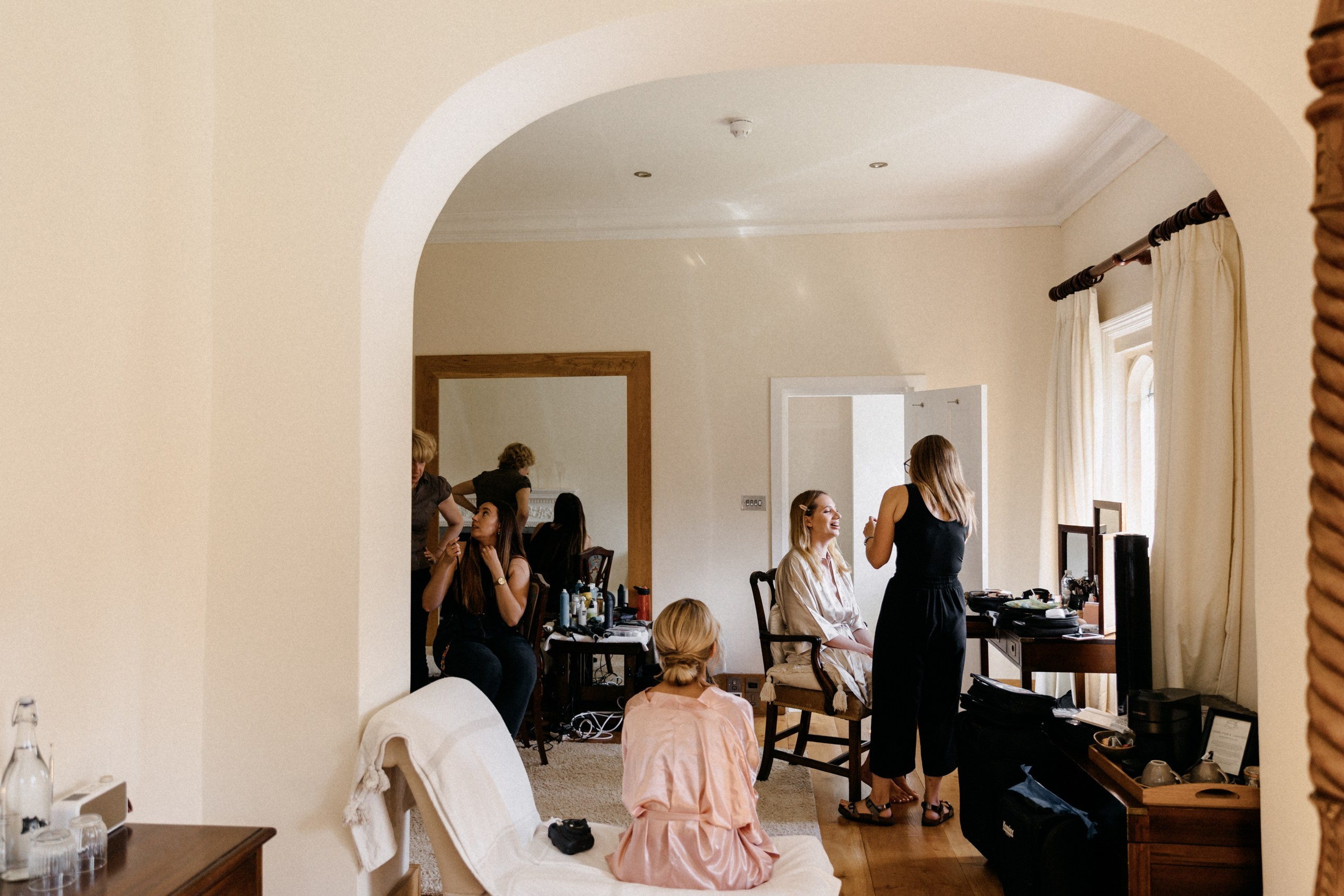 Ana & Tom Wedding at Notley Abbey. Moments Catchers — Wedding Photography & Video Duo in London