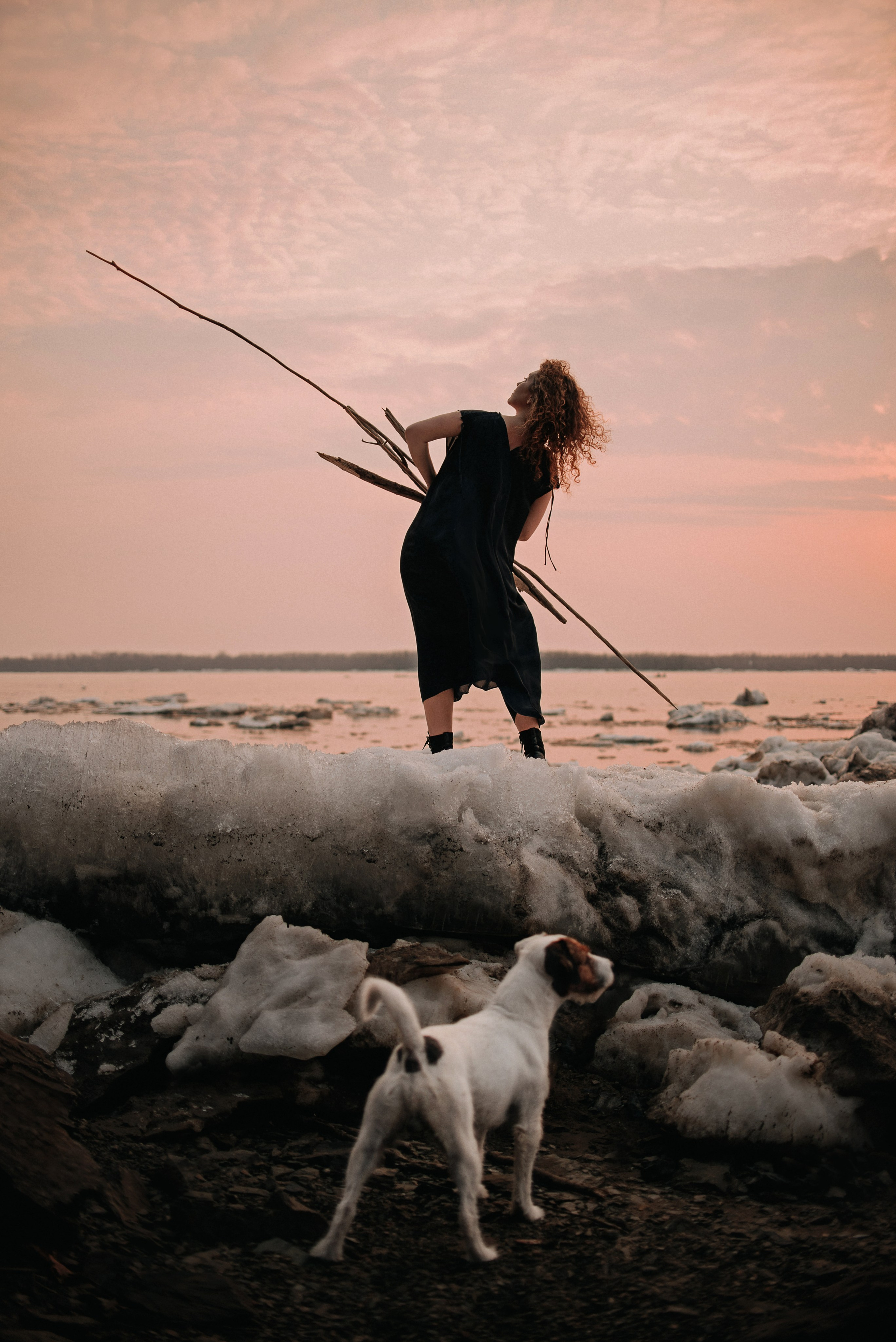 Прогулка: Ира и Гром весной. Портфолио