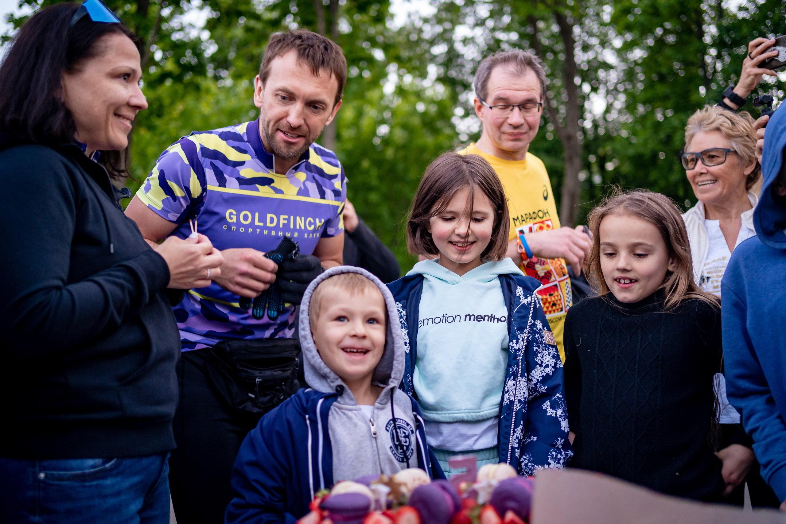 День Рождения GOLDFINCH. Семейный фотограф Варвара Сорока в городе Москве