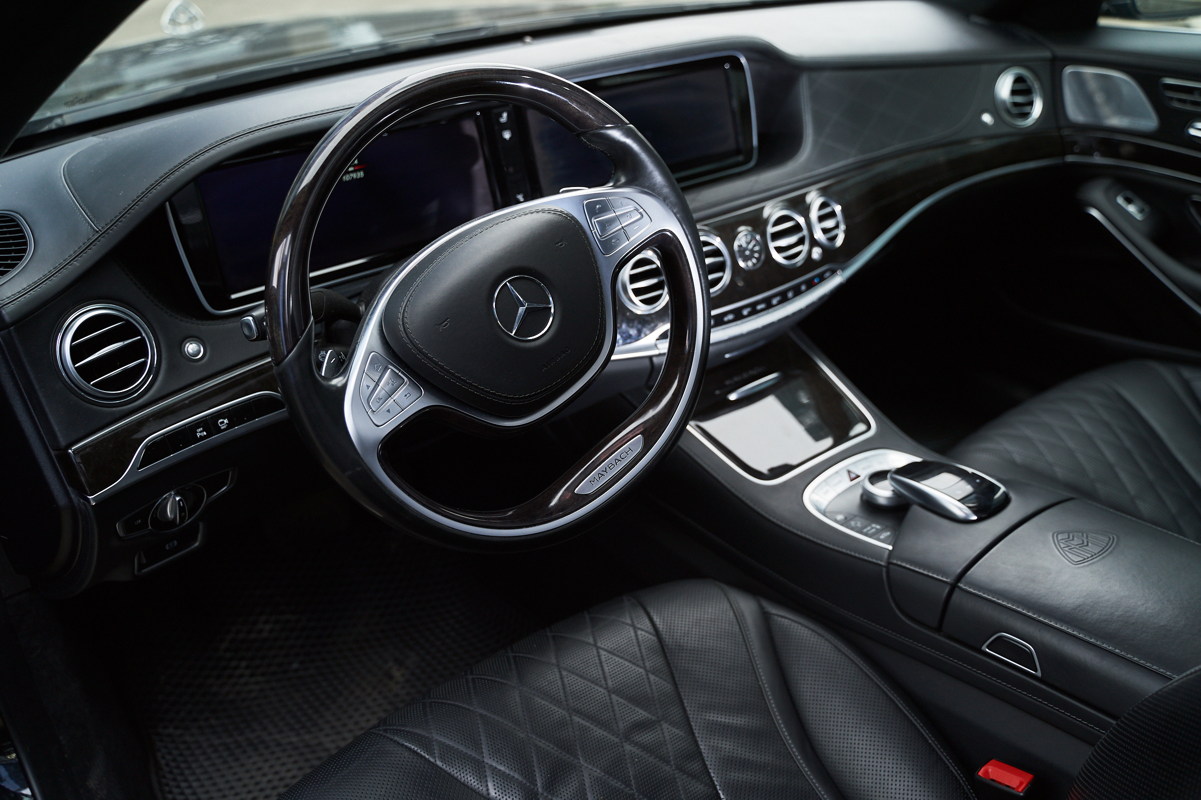 Съемка автомобилей в Москве для бизнеса и личных целей