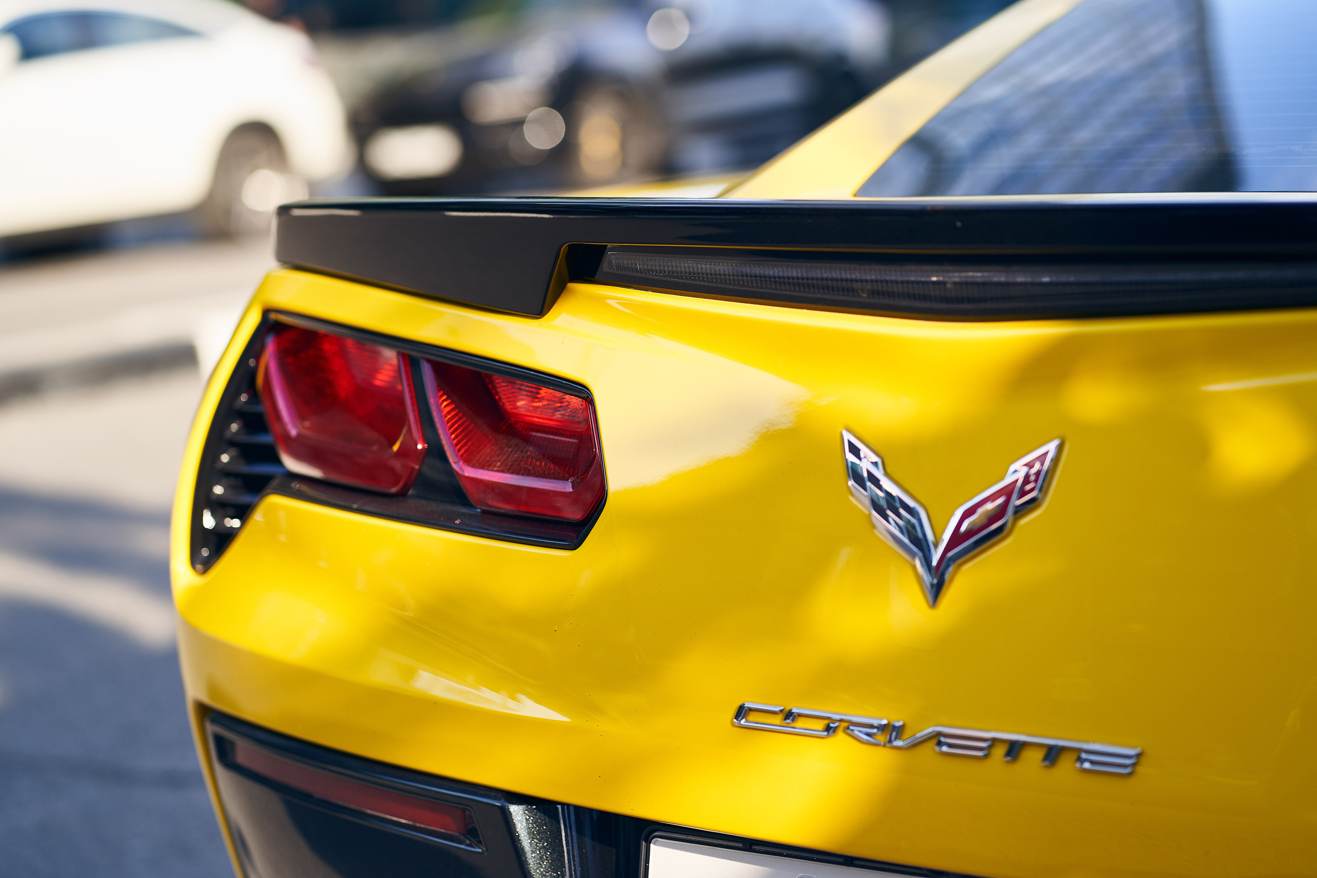 Съемка автомобилей в Москве для бизнеса и личных целей