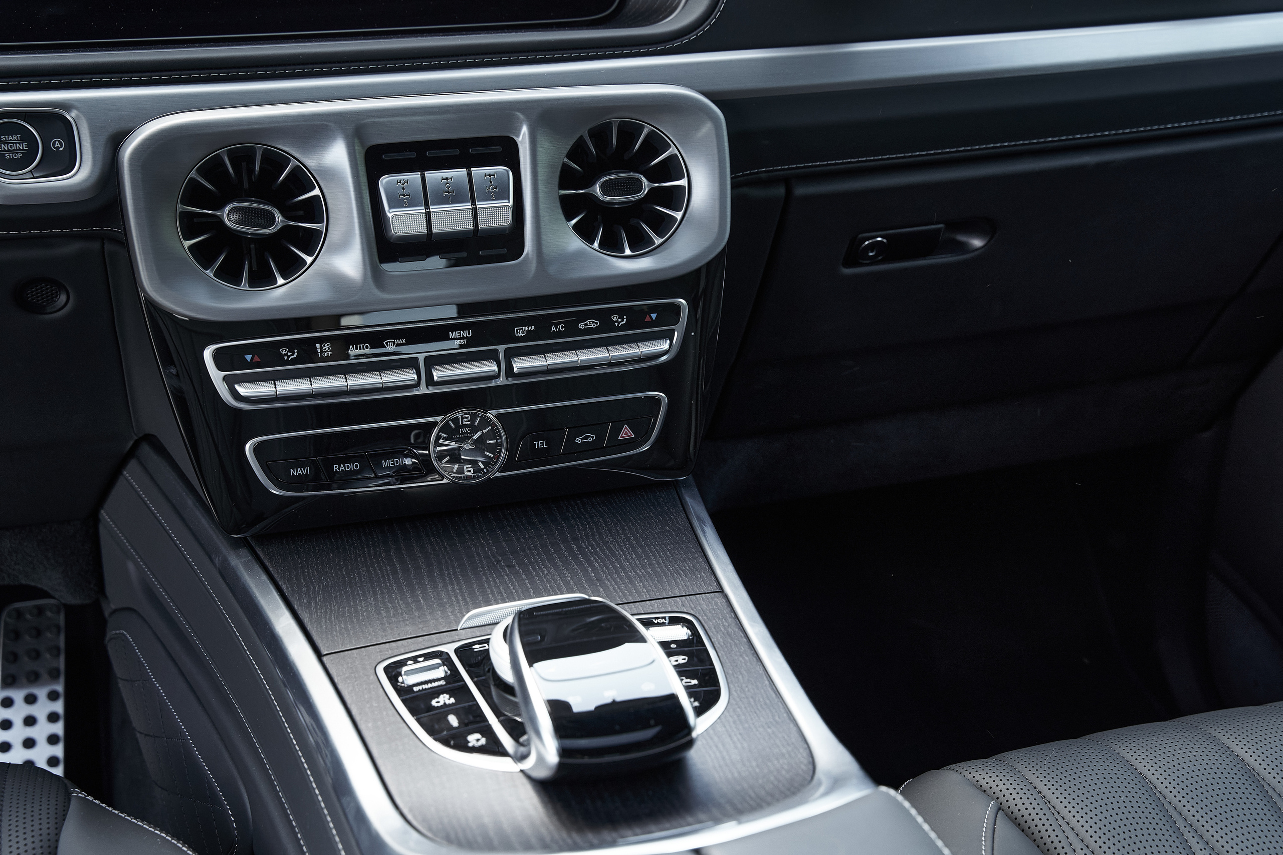 Съемка автомобилей в Москве для бизнеса и личных целей