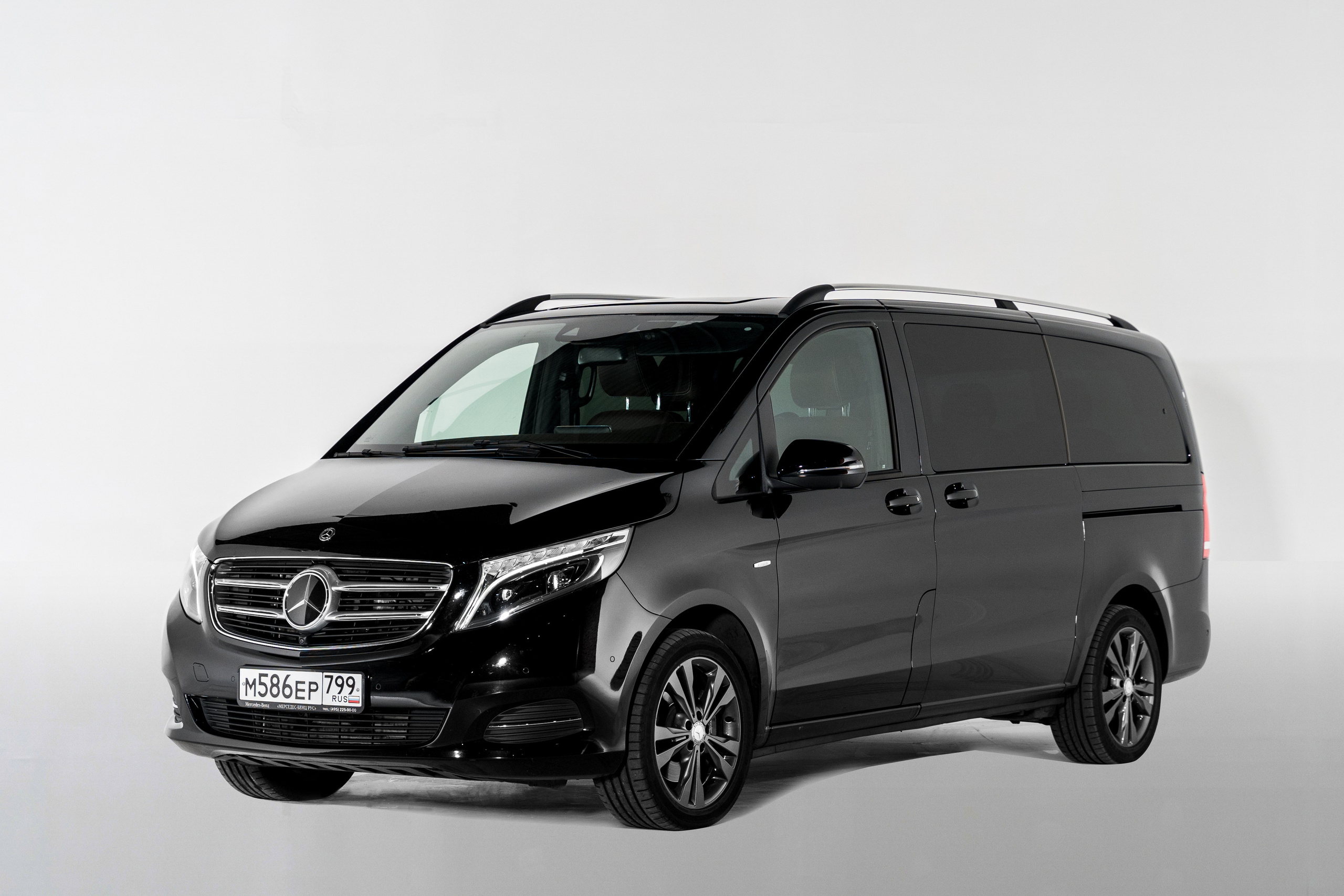 Съемка автомобилей в Москве для бизнеса и личных целей