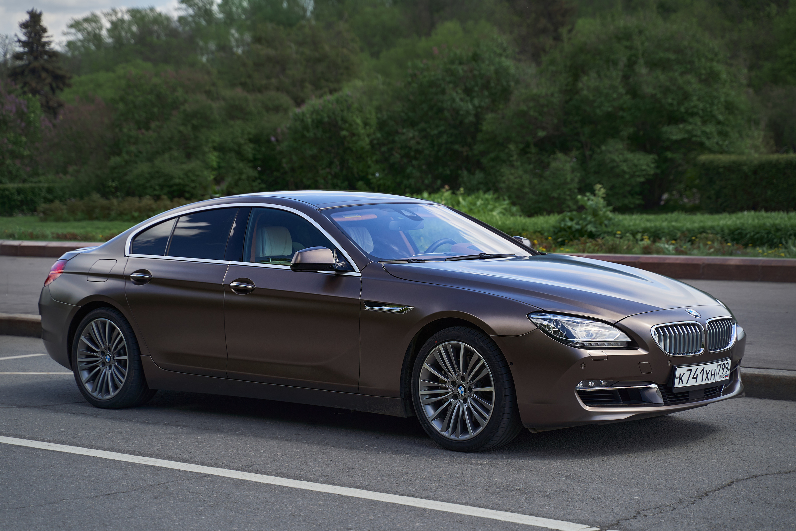 Съемка автомобилей в Москве для бизнеса и личных целей