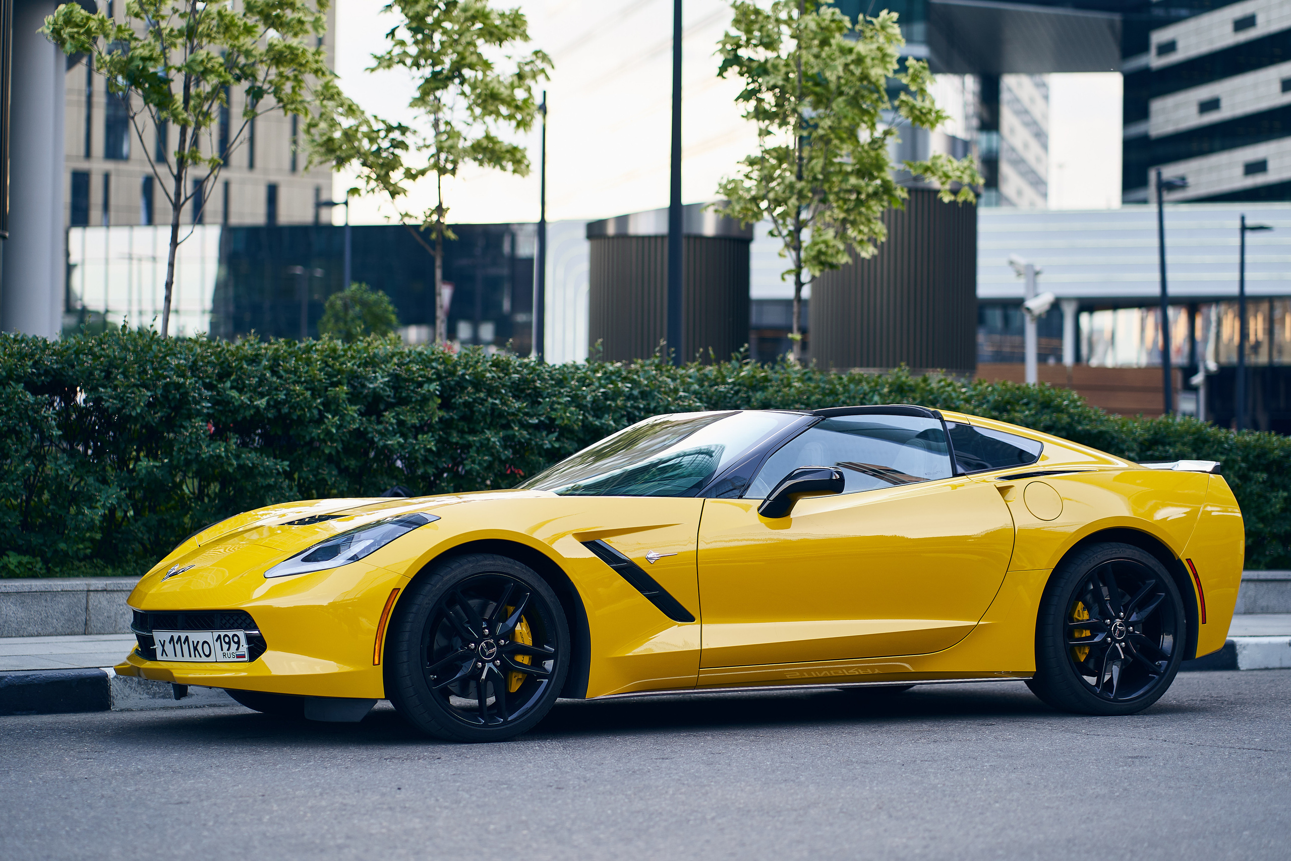 Съемка автомобилей в Москве для бизнеса и личных целей