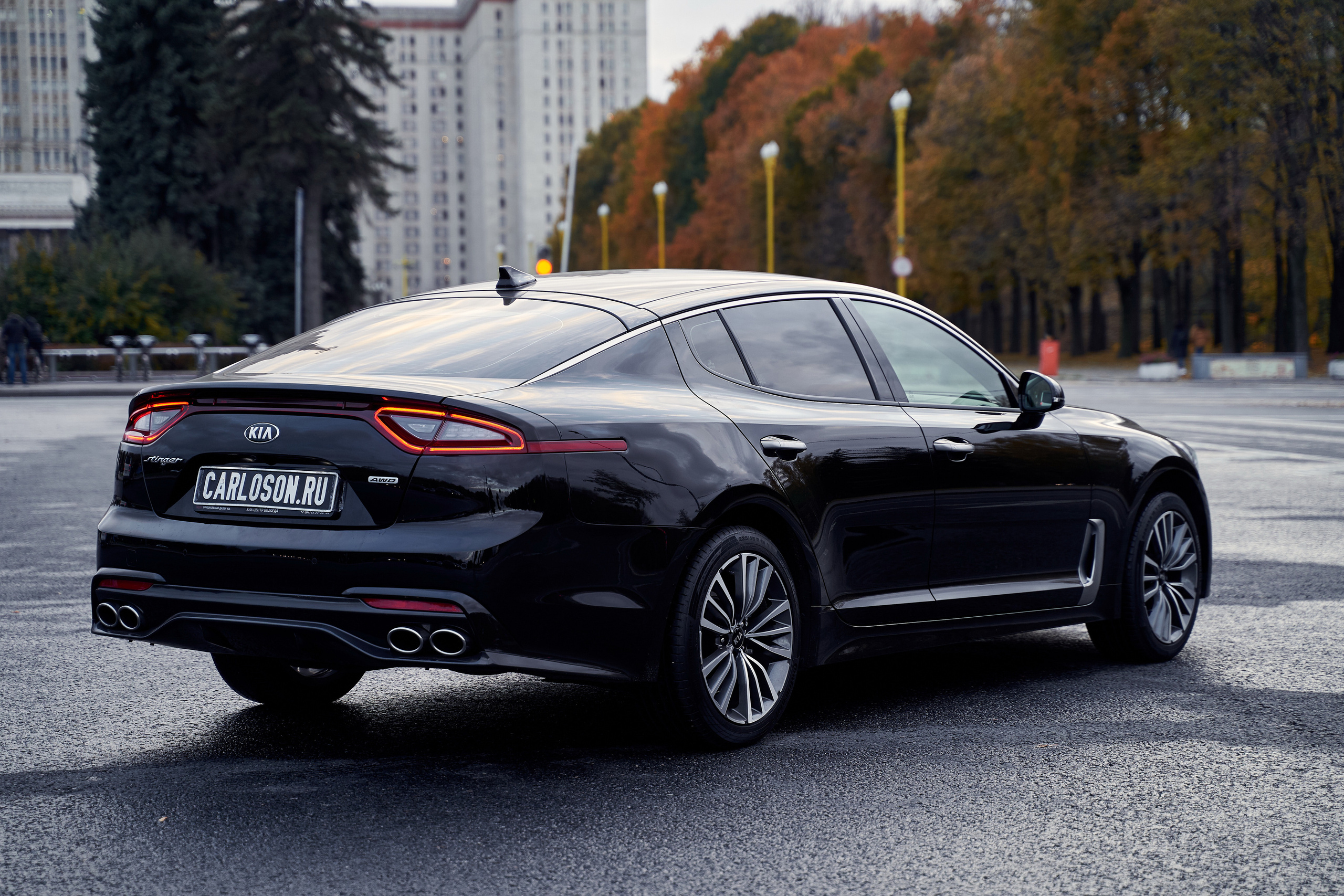 Съемка автомобилей в Москве для бизнеса и личных целей