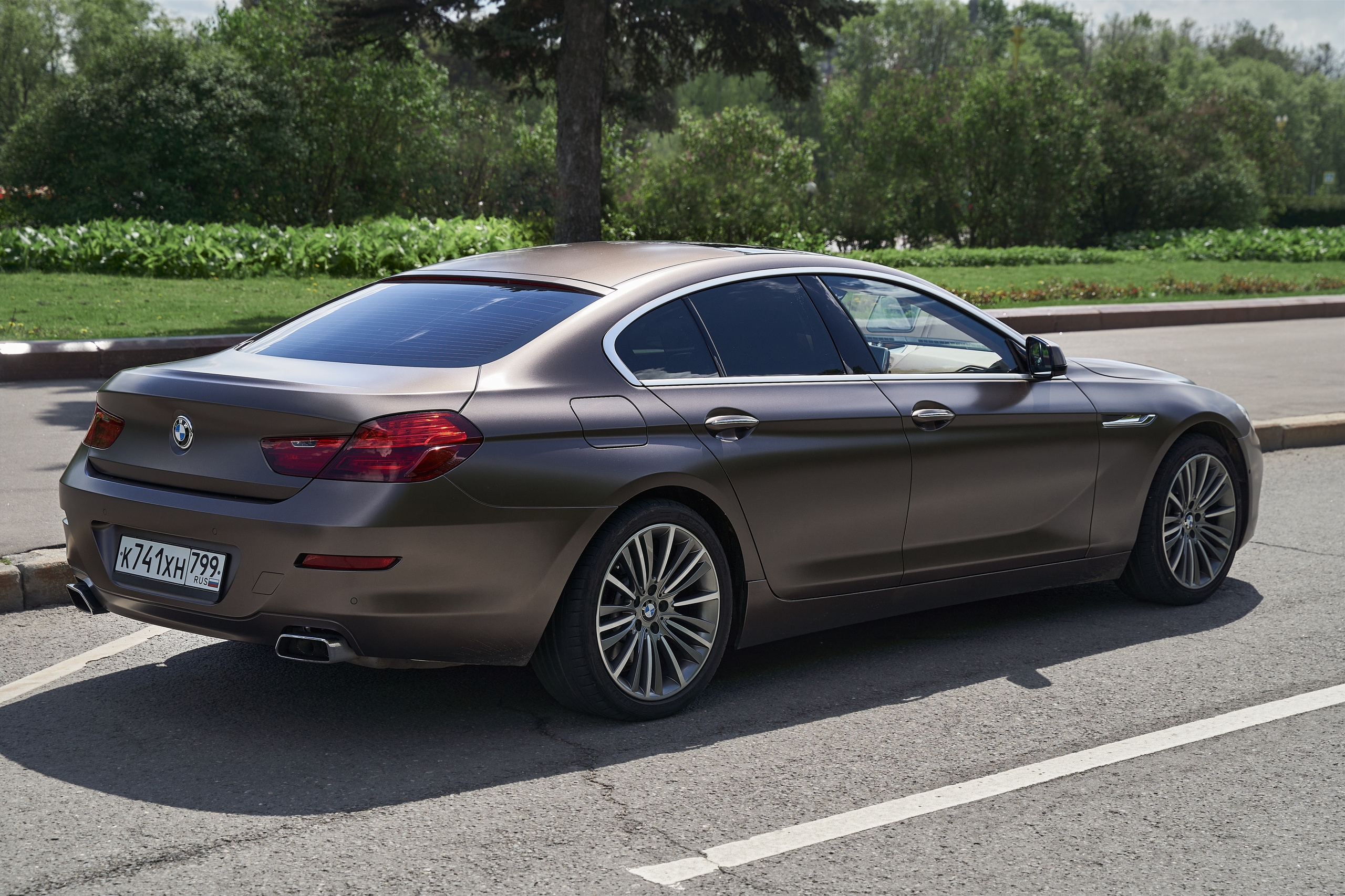 Съемка автомобилей в Москве для бизнеса и личных целей