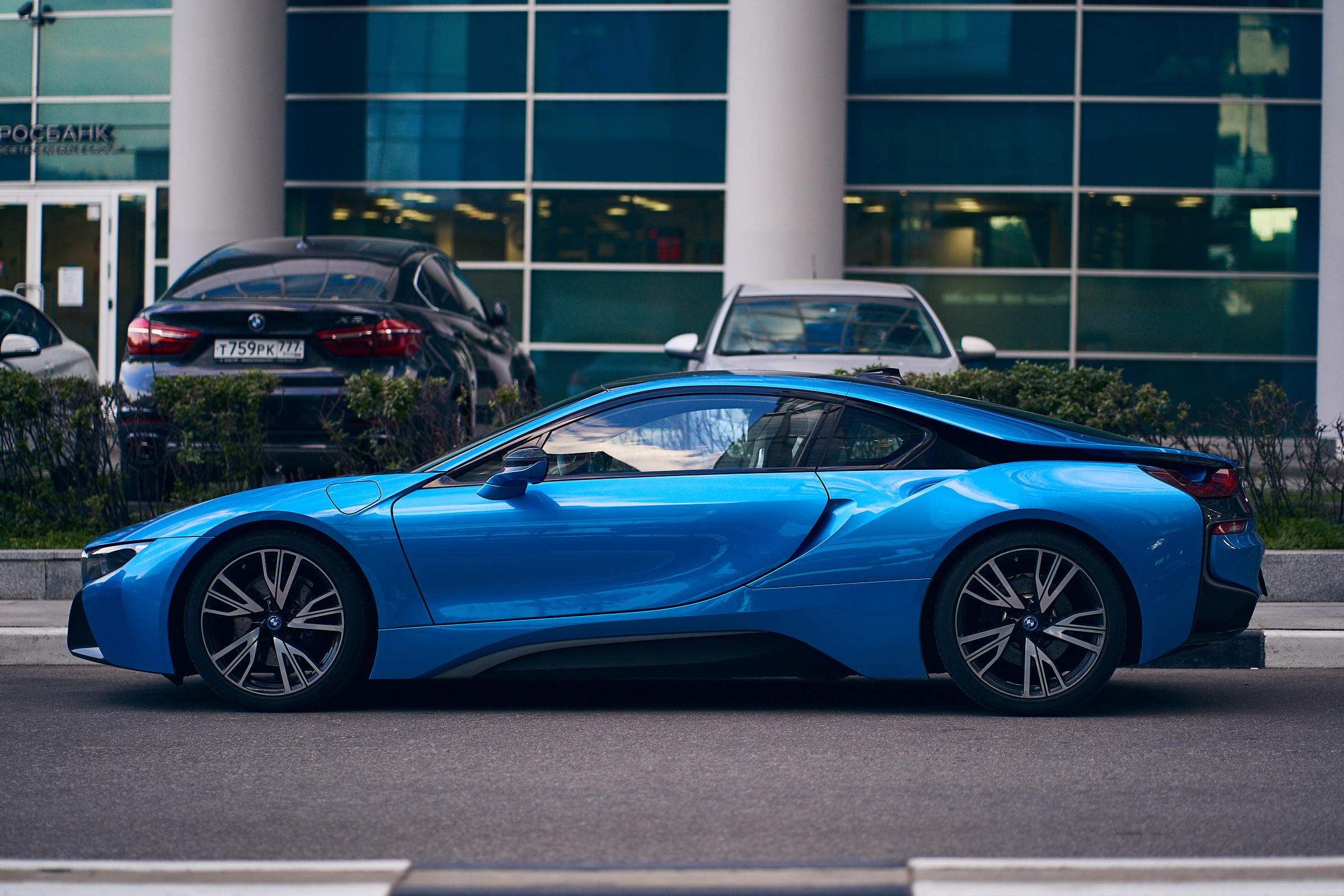 Съемка автомобилей в Москве для бизнеса и личных целей