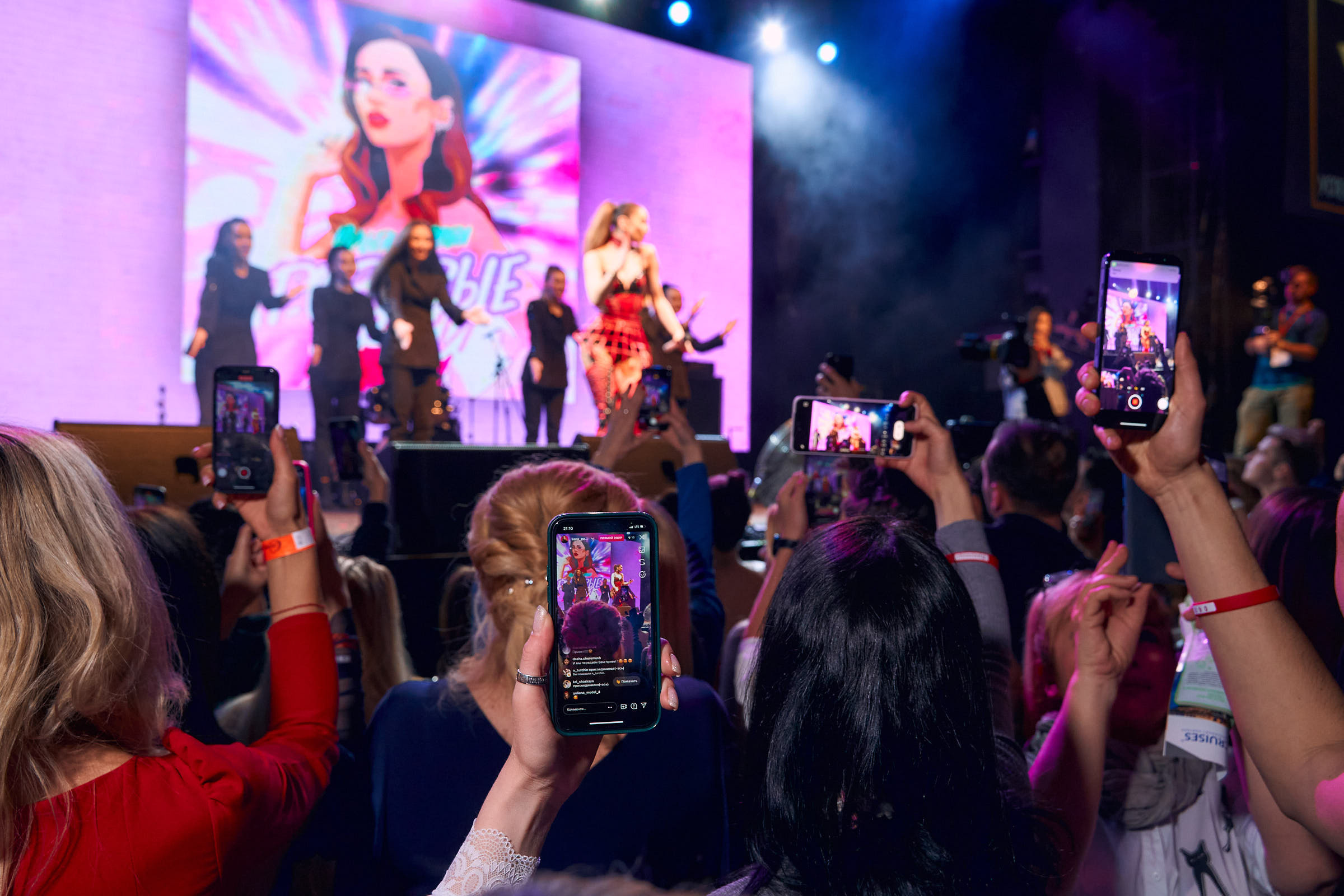 Яркие моменты репортажных съёмок в Москве | Фотограф Константин Мамонтов