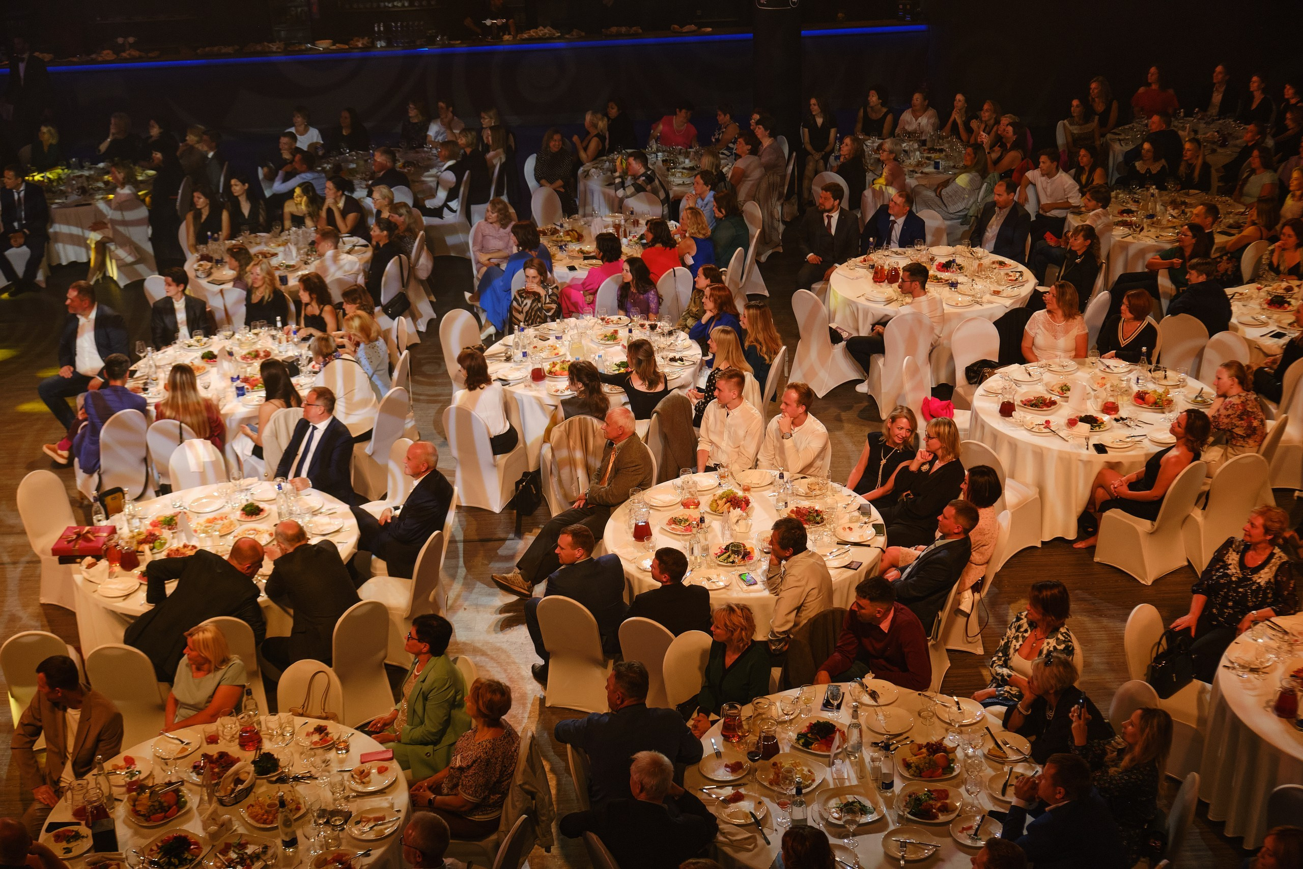 Площадка Атмосфера. Репортажный фотограф в Москве Денис Тамко