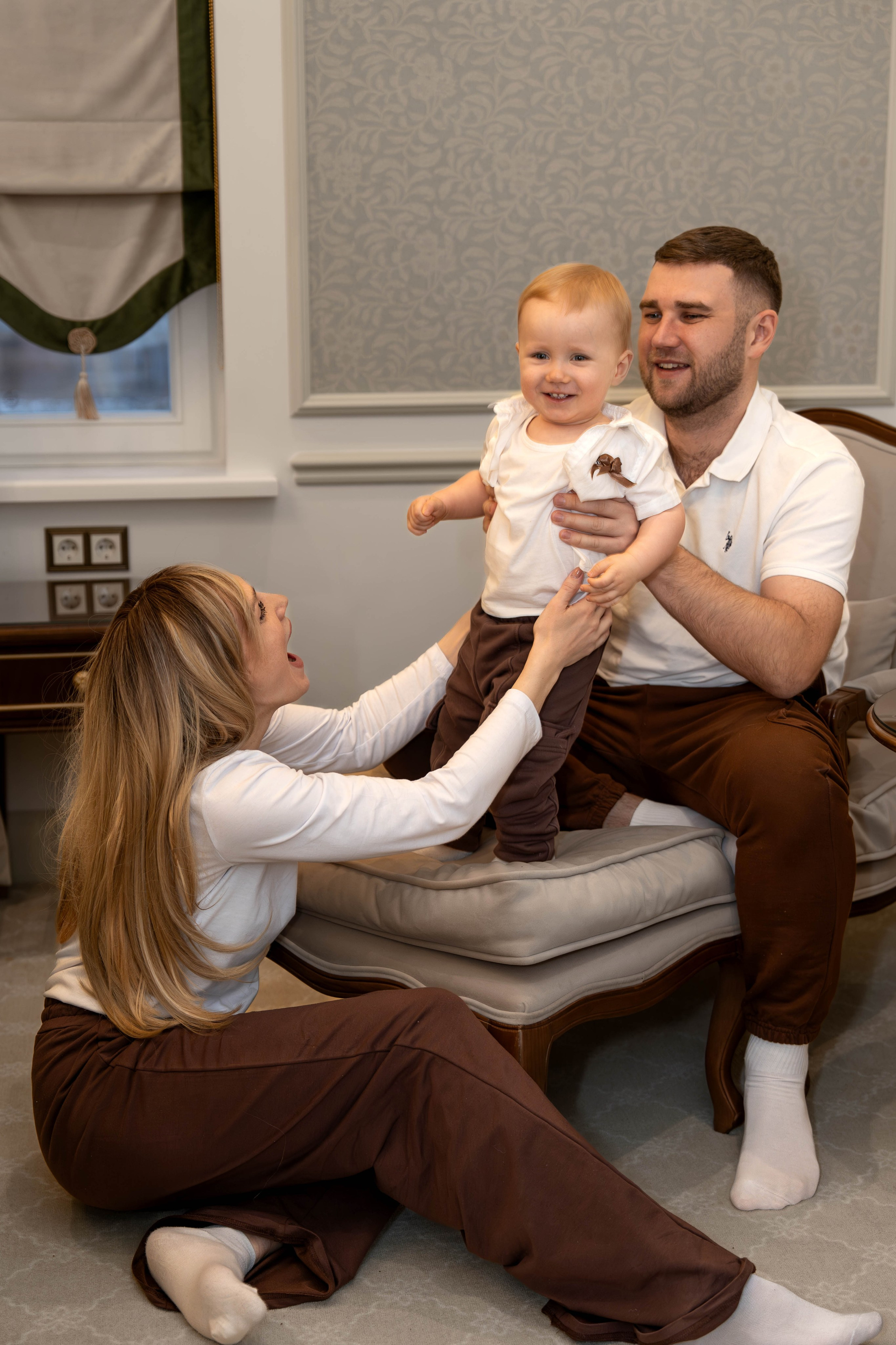 Семейная фотоистория в студии / у вас дома. Главная