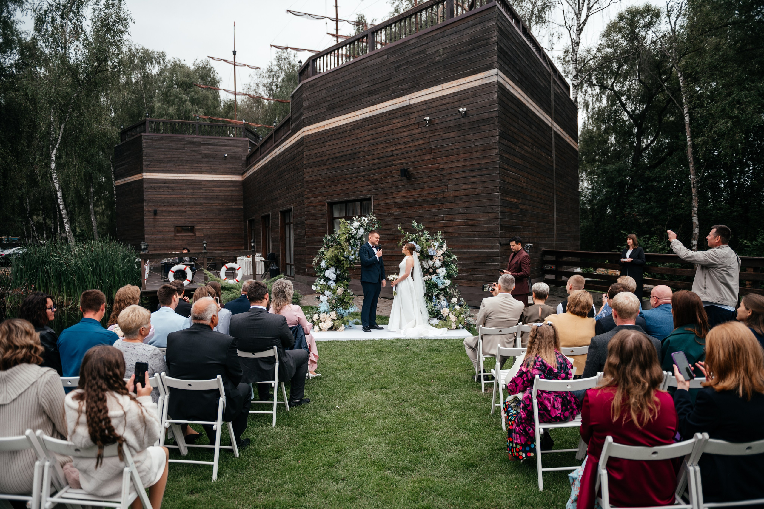 Свадебная фотосессия Ирины и Юрия Домодедово. Свадебный и индивидуальный фотограф Никита Роут | Москва