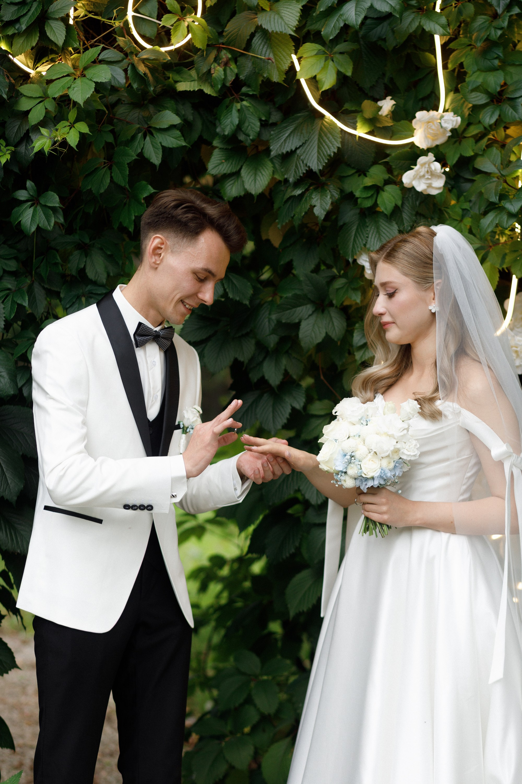 Максим и Александра. Свадебный фотограф в Ижевске Владимир Мещеряков
