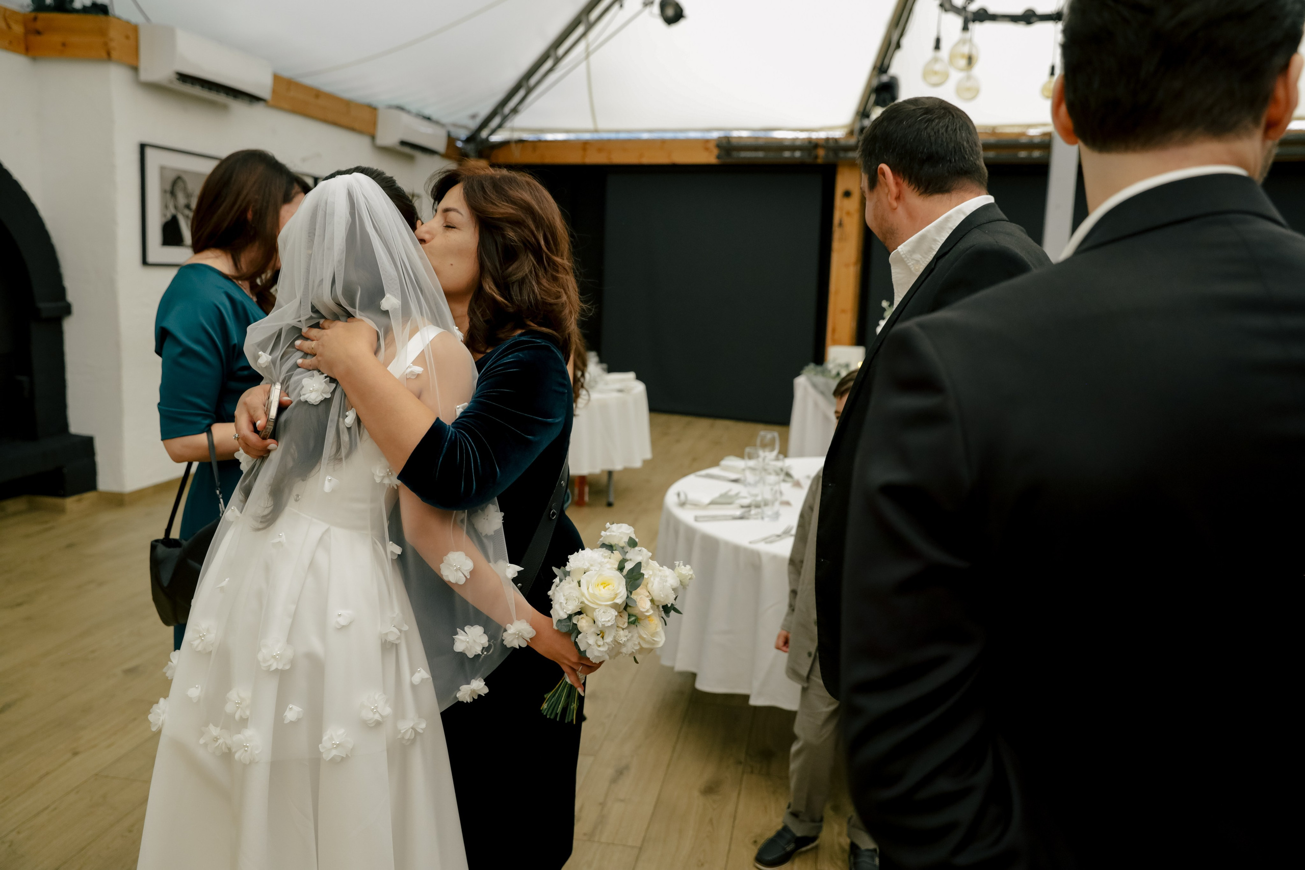 Буду тебя беречь. Свадебный и семейный фотограф в Варшаве