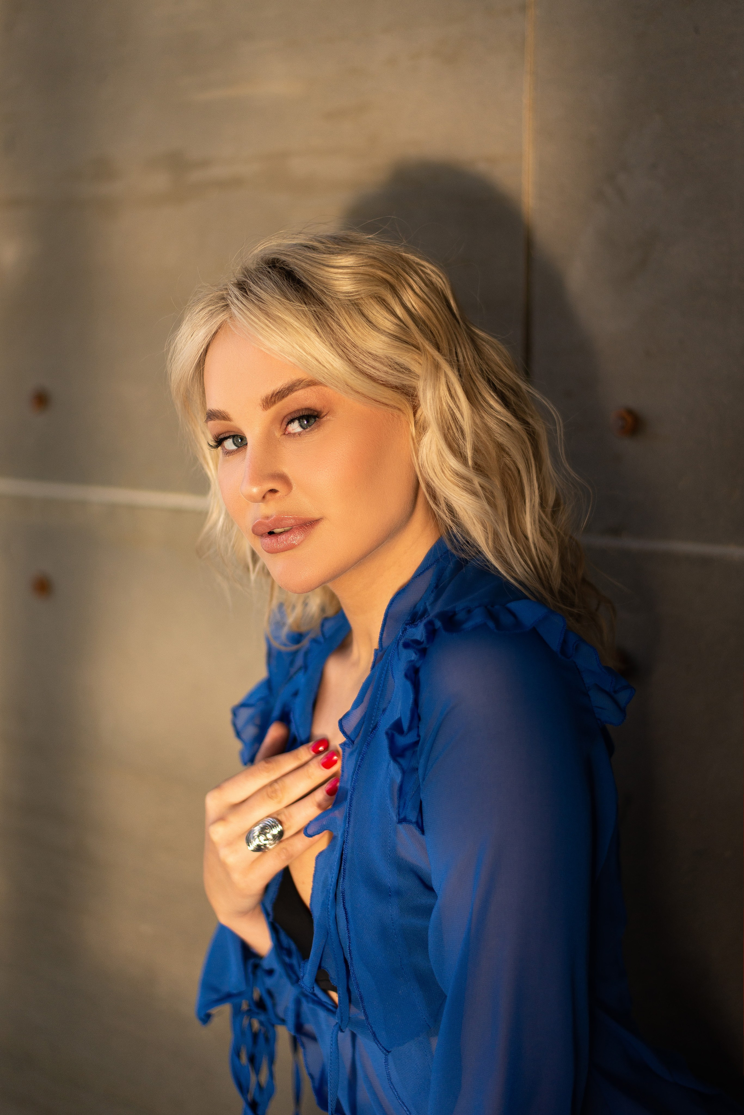 Смотреть серию. ЖЕНСКИЙ ФОТОГРАФ КРИСТИНА ВИГЕЛЬ