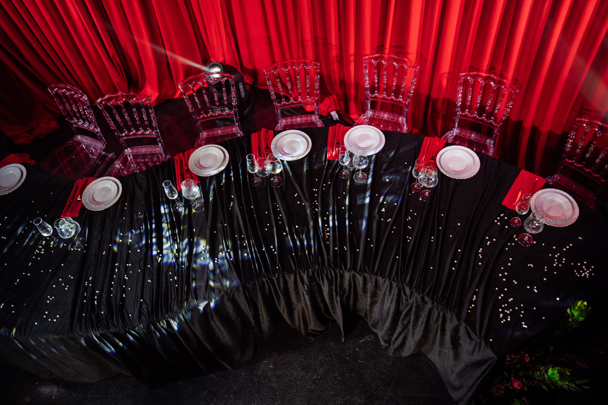 RED. Свадебный фотограф Тольятти Москва Адамова Виктория