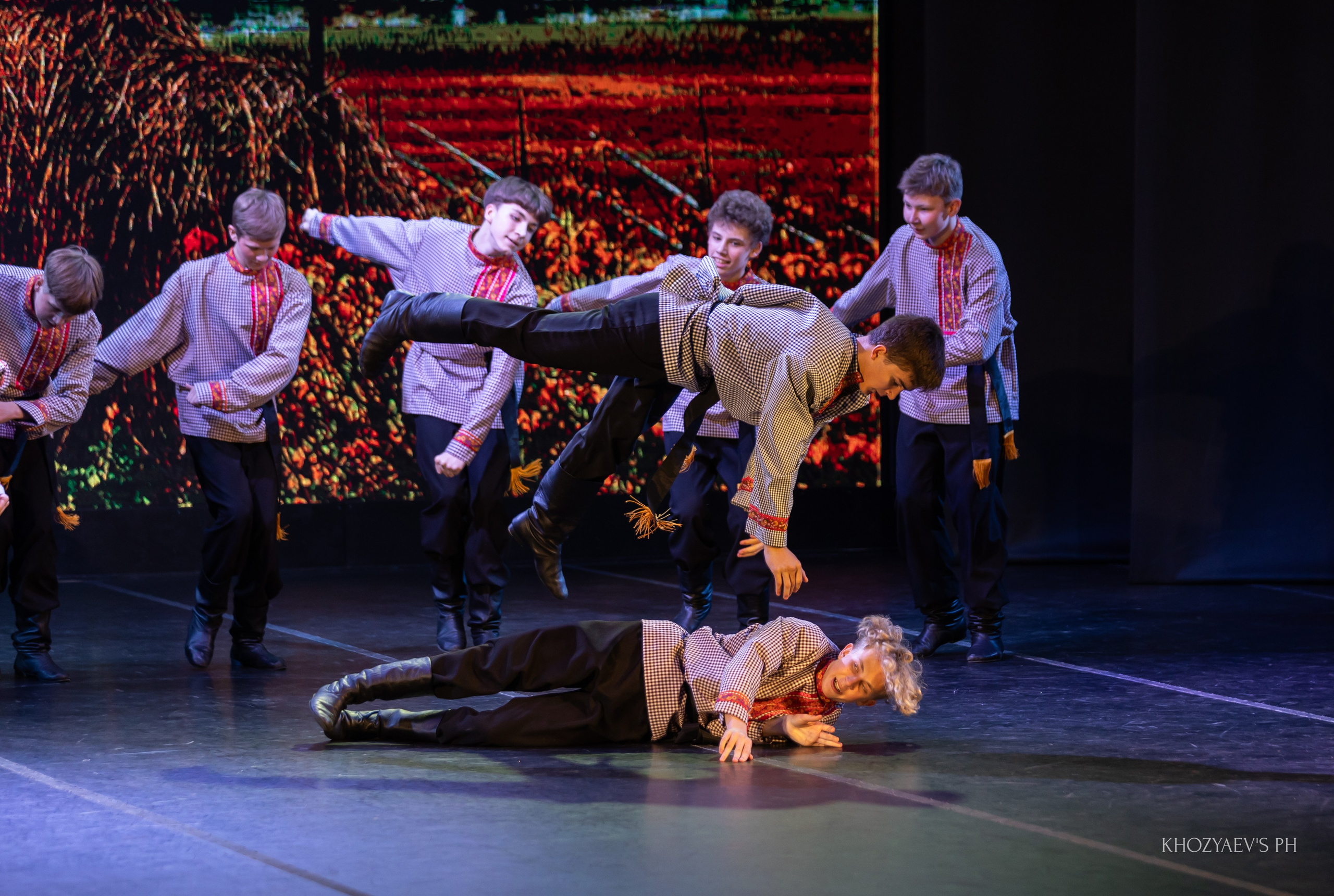 Отчетный концерт Образцового коллектива Ансамбля танца «Карамельки». Фотограф в Нижнем Новгороде, Дзержинске Олеся Хозяева