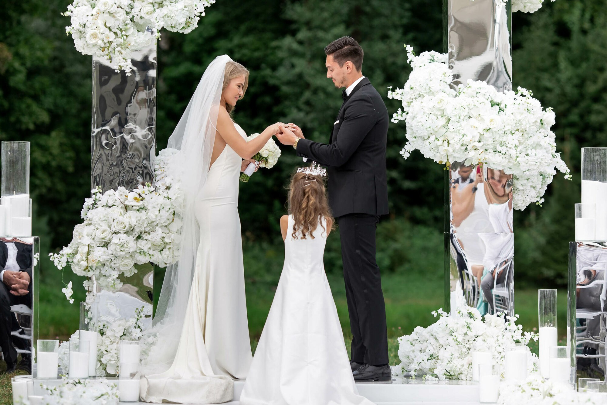 Стильная свадьба со сборами в гостинице Эрмитаж. Свадебный фотограф в Санкт-Петербурге и Москве Андрей Нестеров