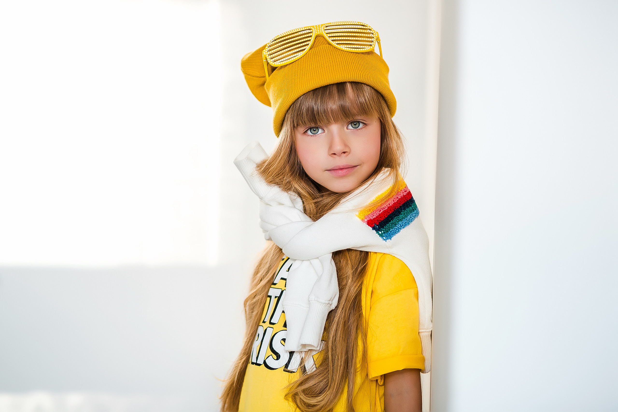 Модельное портфолио для Лизы. Женский и контент фотограф в Москве. Алла Поломарь