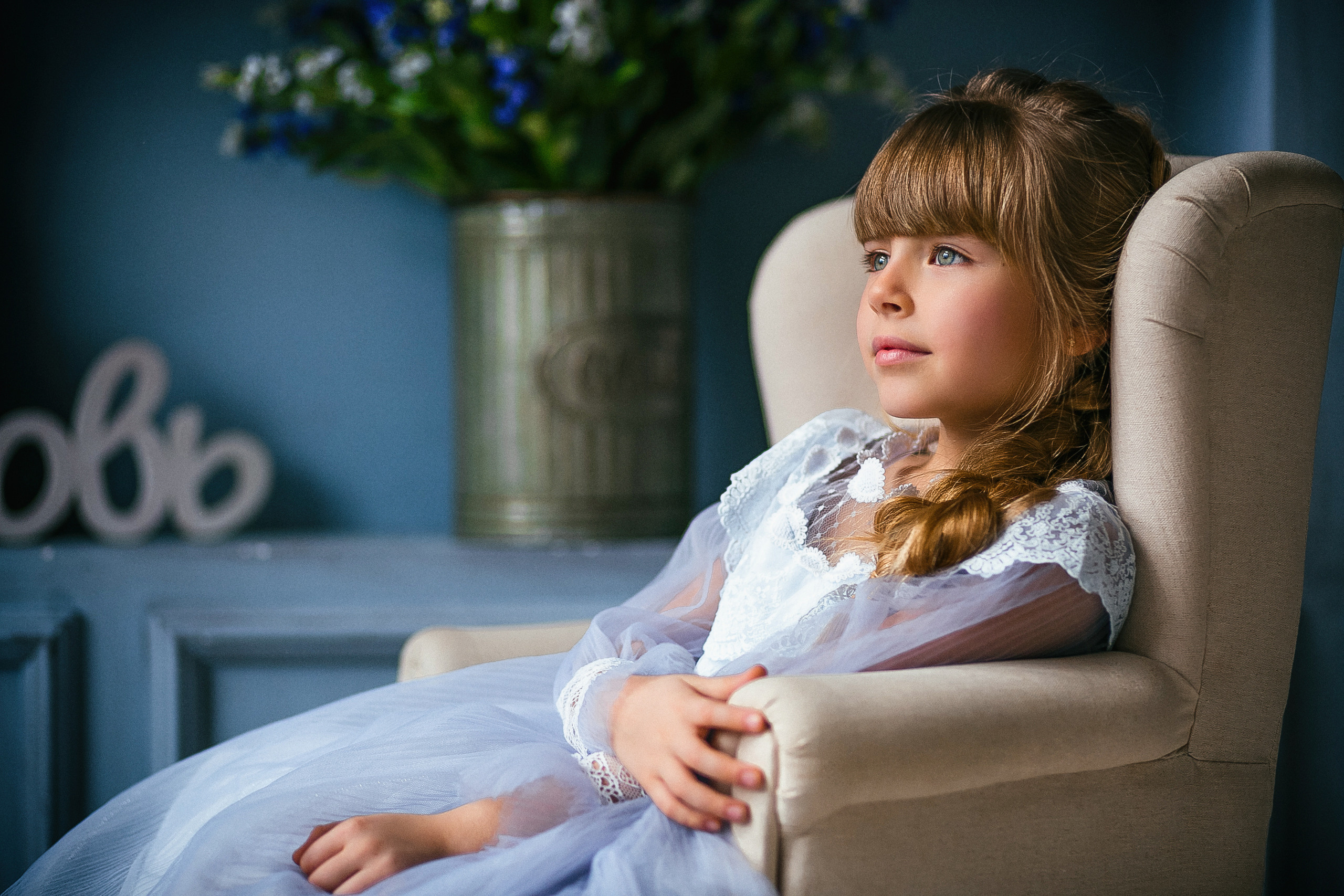 Модельное портфолио для Лизы. Женский и контент фотограф в Москве. Алла Поломарь