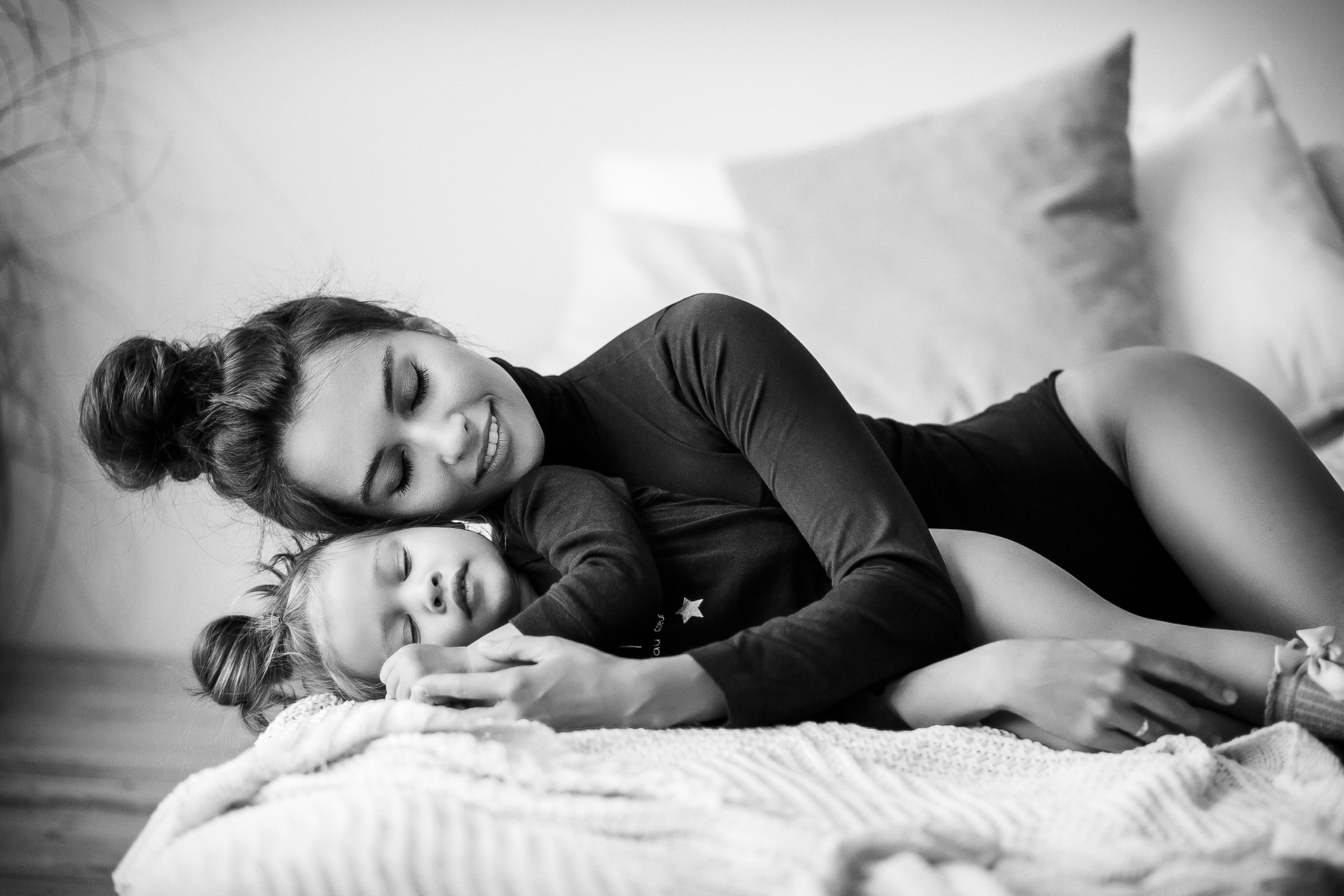 Студийная фотосессия в чб. Женский и контент фотограф в Москве. Алла Поломарь