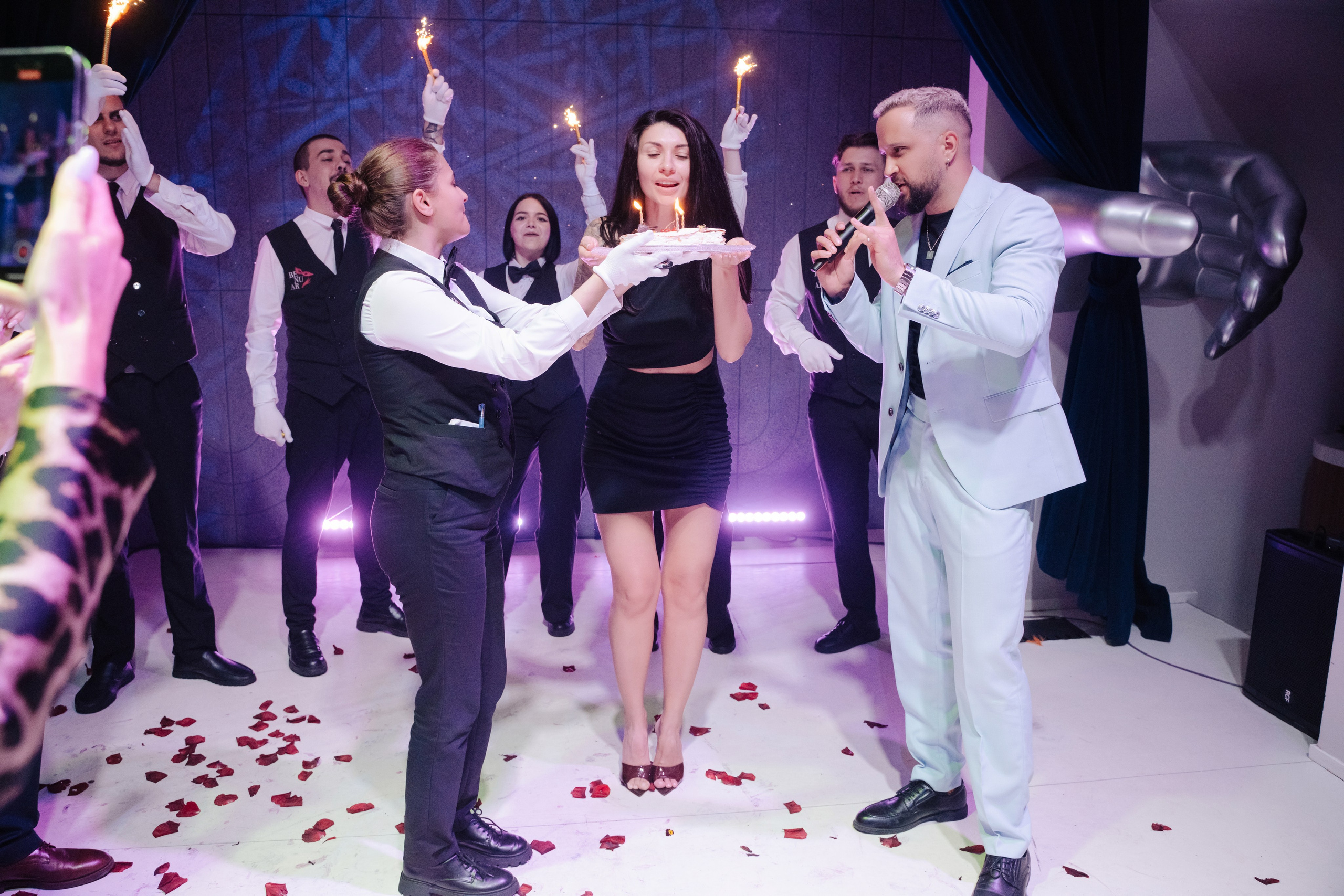 12 июля (пятница). BENUAR Restaurant