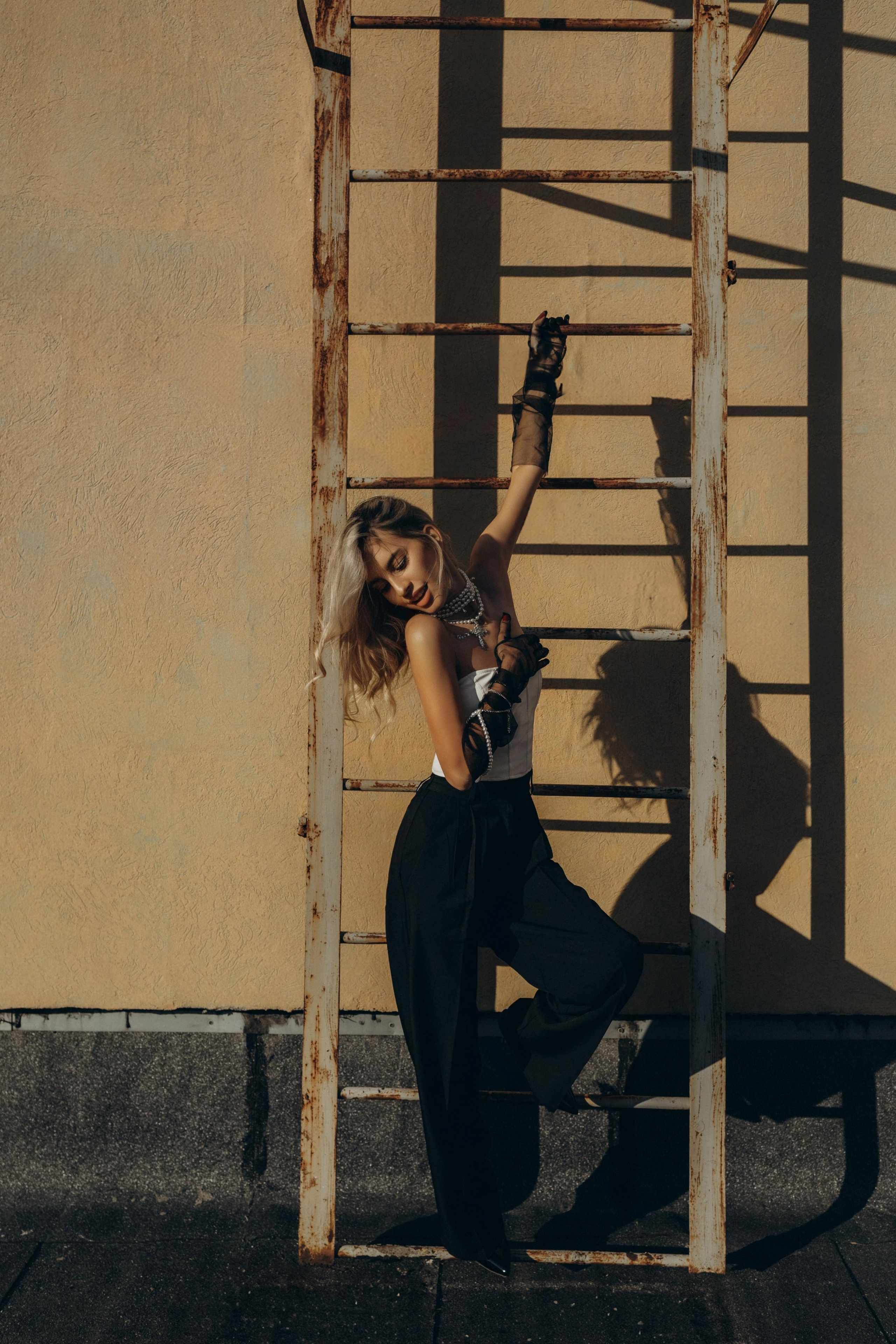 Сабина. На крыше. Фотограф Ксения Железникова